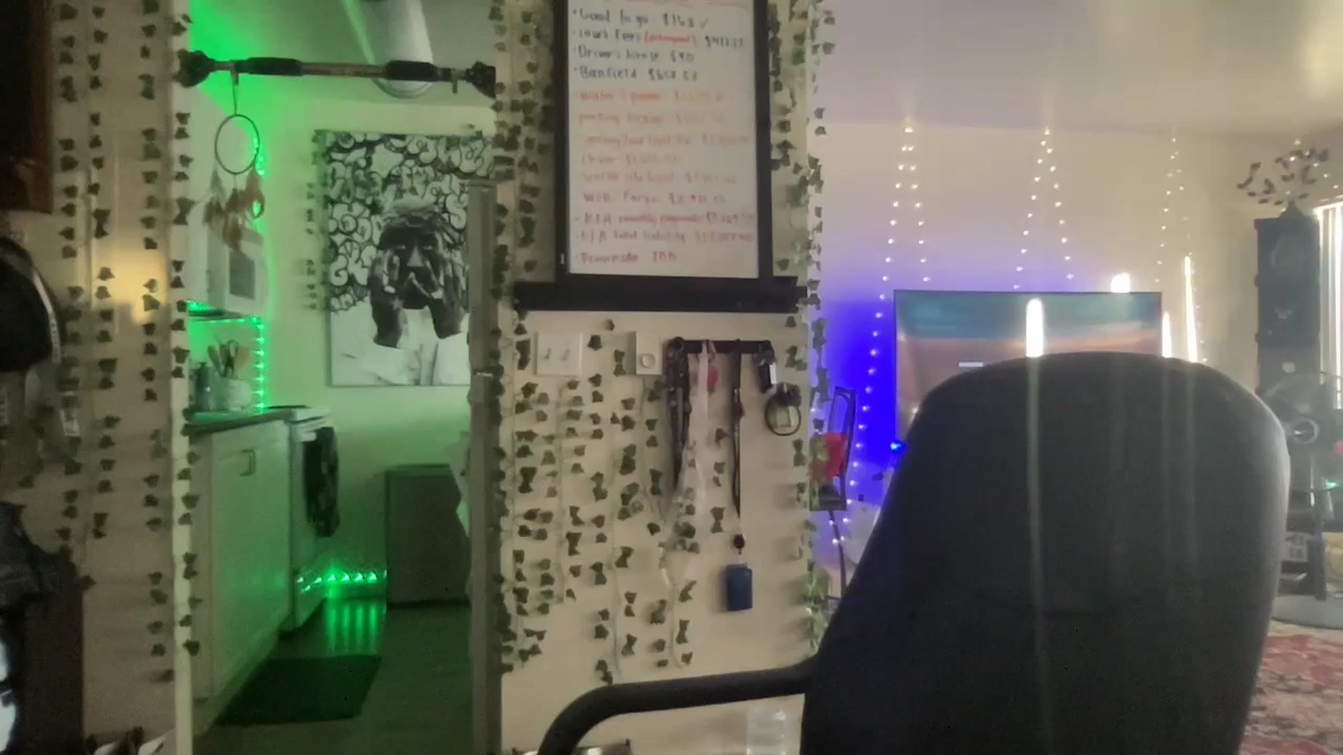 Gallery image thumbnail from LittlePersian's myfreecams stream on, 06/12/2023, 03:44 image 15 of 20