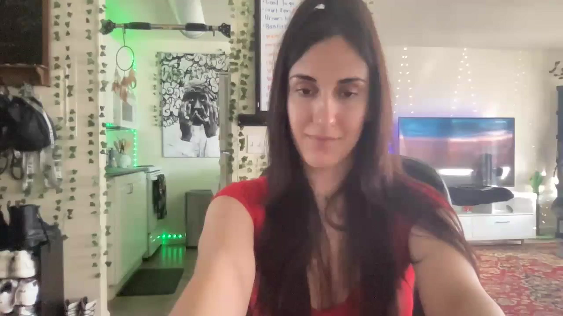 Gallery image thumbnail from LittlePersian's myfreecams stream on, 06/12/2023, 03:44 image 1 of 20