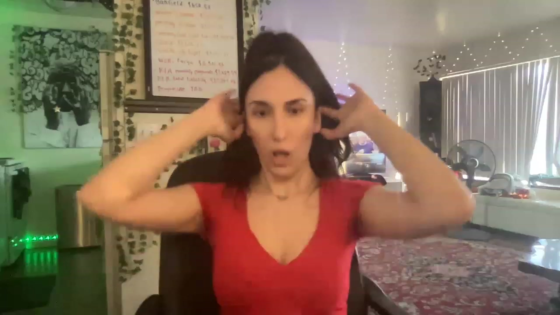 Gallery image thumbnail from LittlePersian's myfreecams stream on, 06/26/2023, 04:15 image 5 of 20