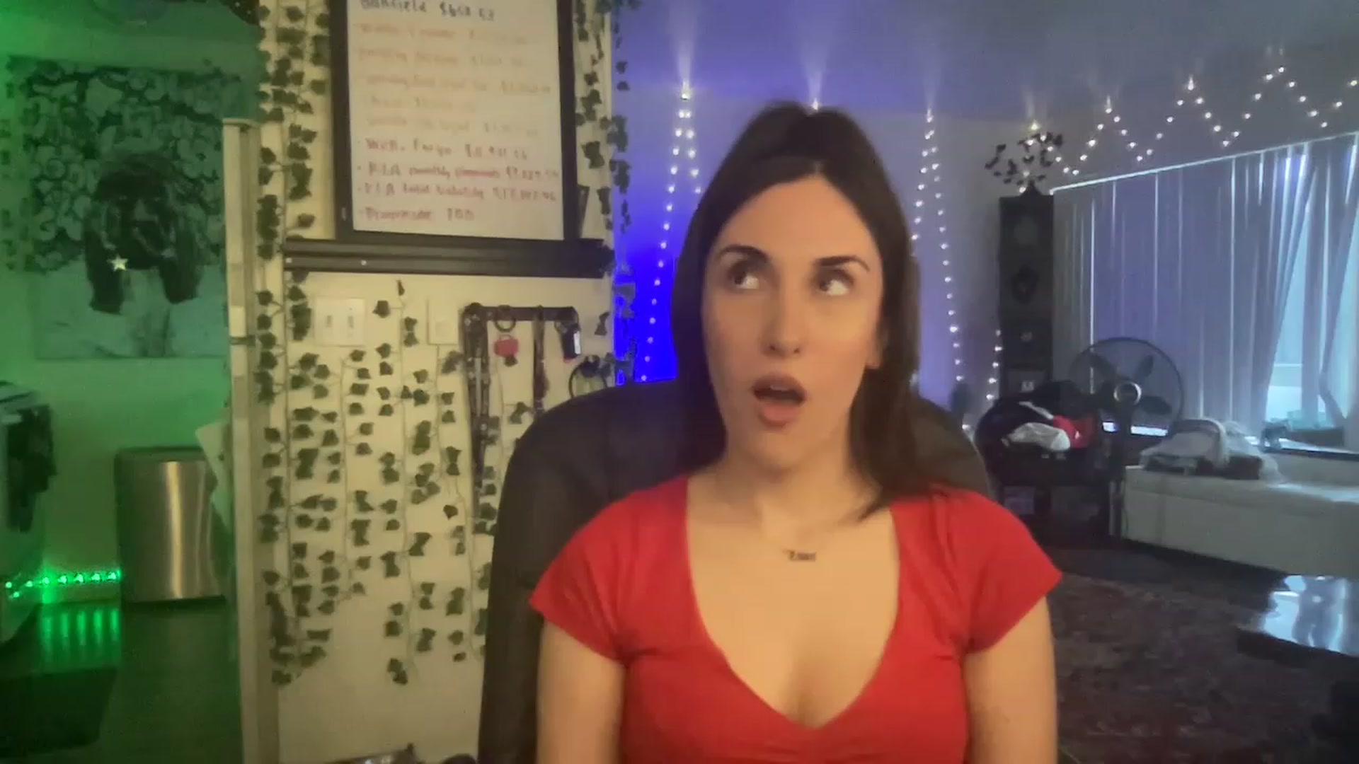 Gallery image thumbnail from LittlePersian's myfreecams stream on, 06/26/2023, 04:15 image 17 of 20