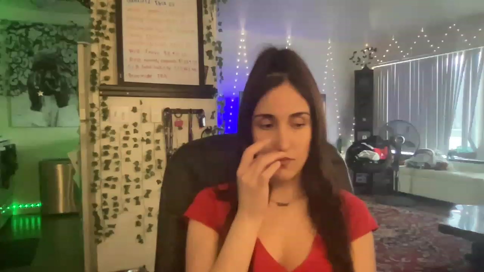 Gallery image thumbnail from LittlePersian's myfreecams stream on, 06/26/2023, 04:15 image 8 of 20