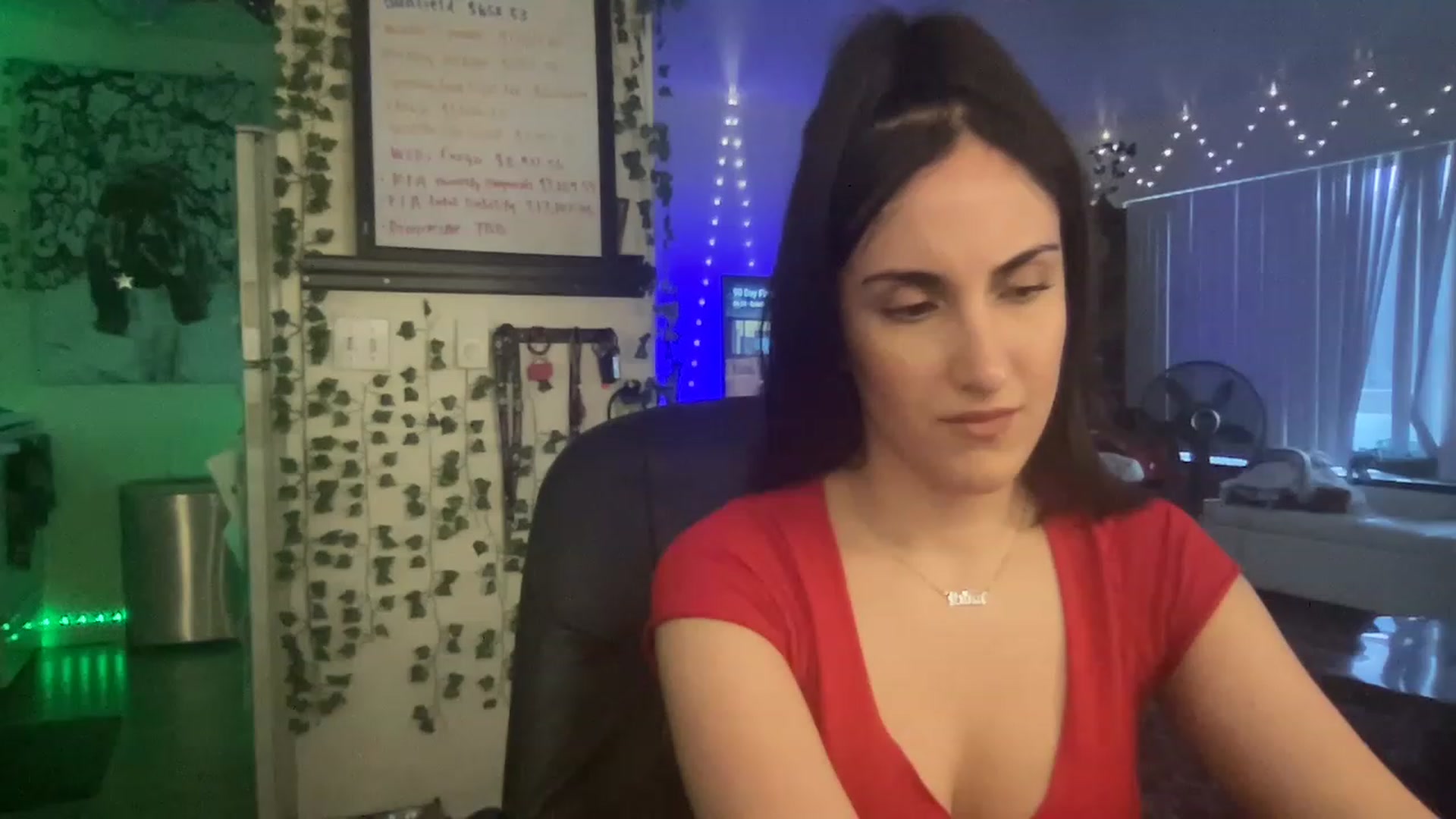 Gallery image thumbnail from LittlePersian's myfreecams stream on, 06/26/2023, 04:15 image 19 of 20