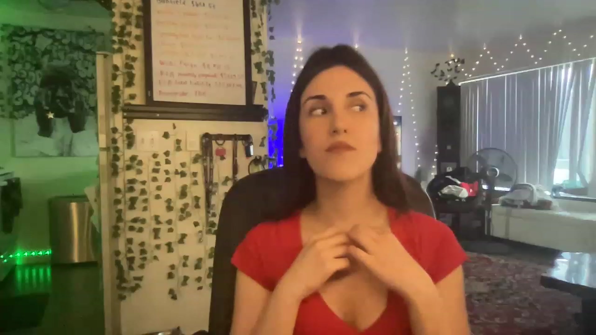 Gallery image thumbnail from LittlePersian's myfreecams stream on, 06/26/2023, 04:15 image 10 of 20