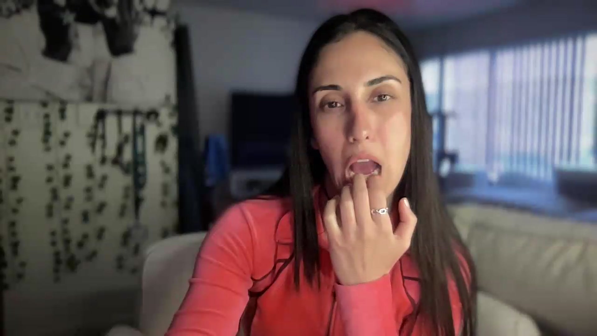 Gallery image thumbnail from LittlePersian's myfreecams stream on, 06/07/2026, 13:36 image 20 of 20