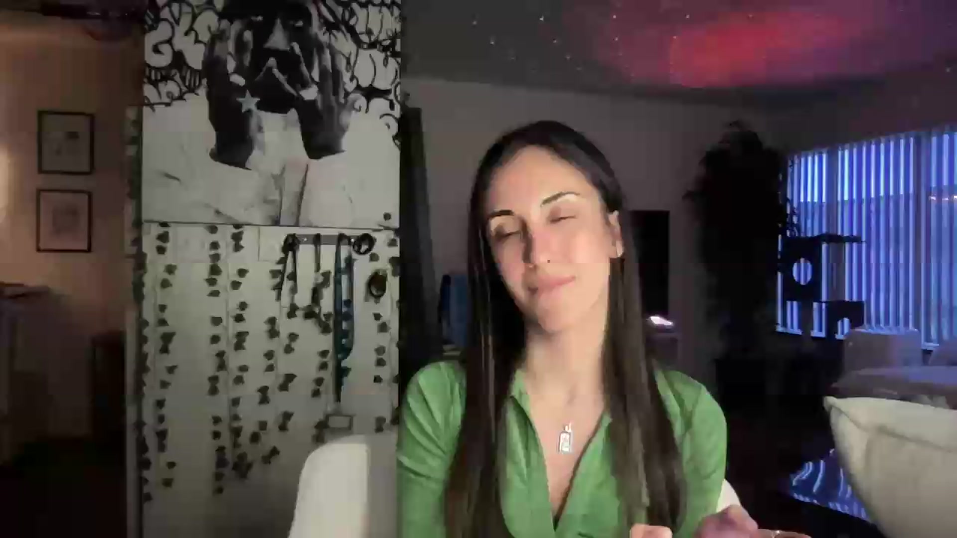 Gallery image thumbnail from LittlePersian's myfreecams stream on, 06/07/2026, 13:36 image 1 of 20