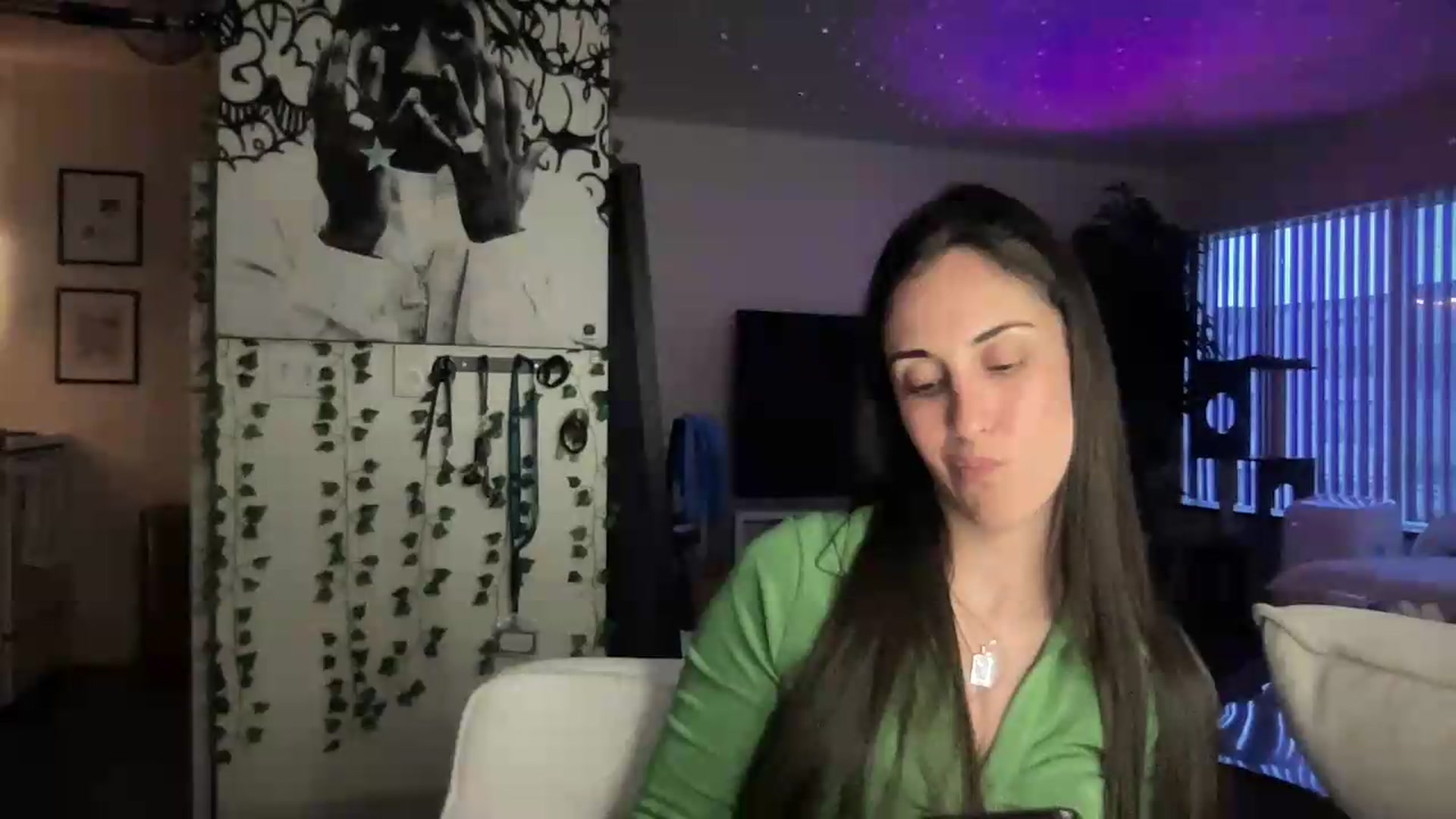 Gallery image thumbnail from LittlePersian's myfreecams stream on, 06/07/2026, 13:36 image 2 of 20