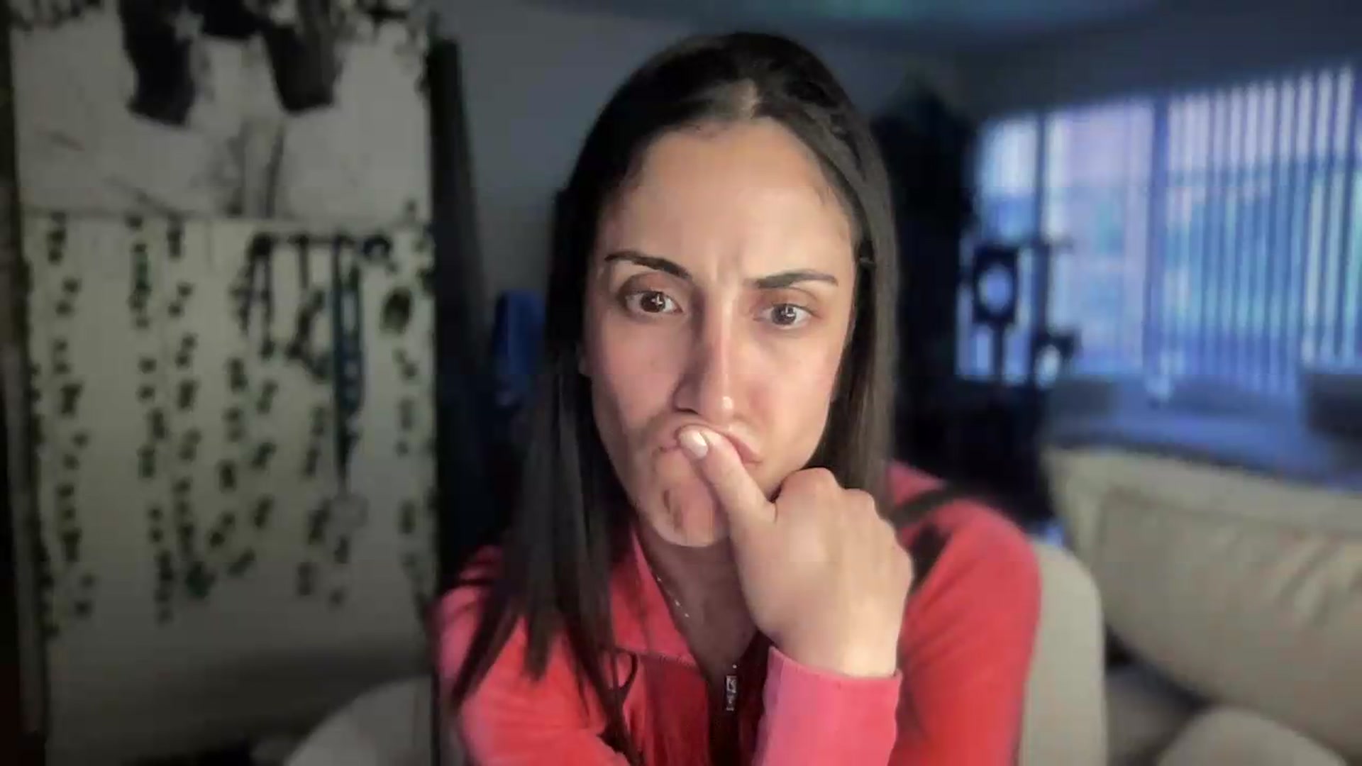 Gallery image thumbnail from LittlePersian's myfreecams stream on, 06/07/2026, 13:36 image 11 of 20