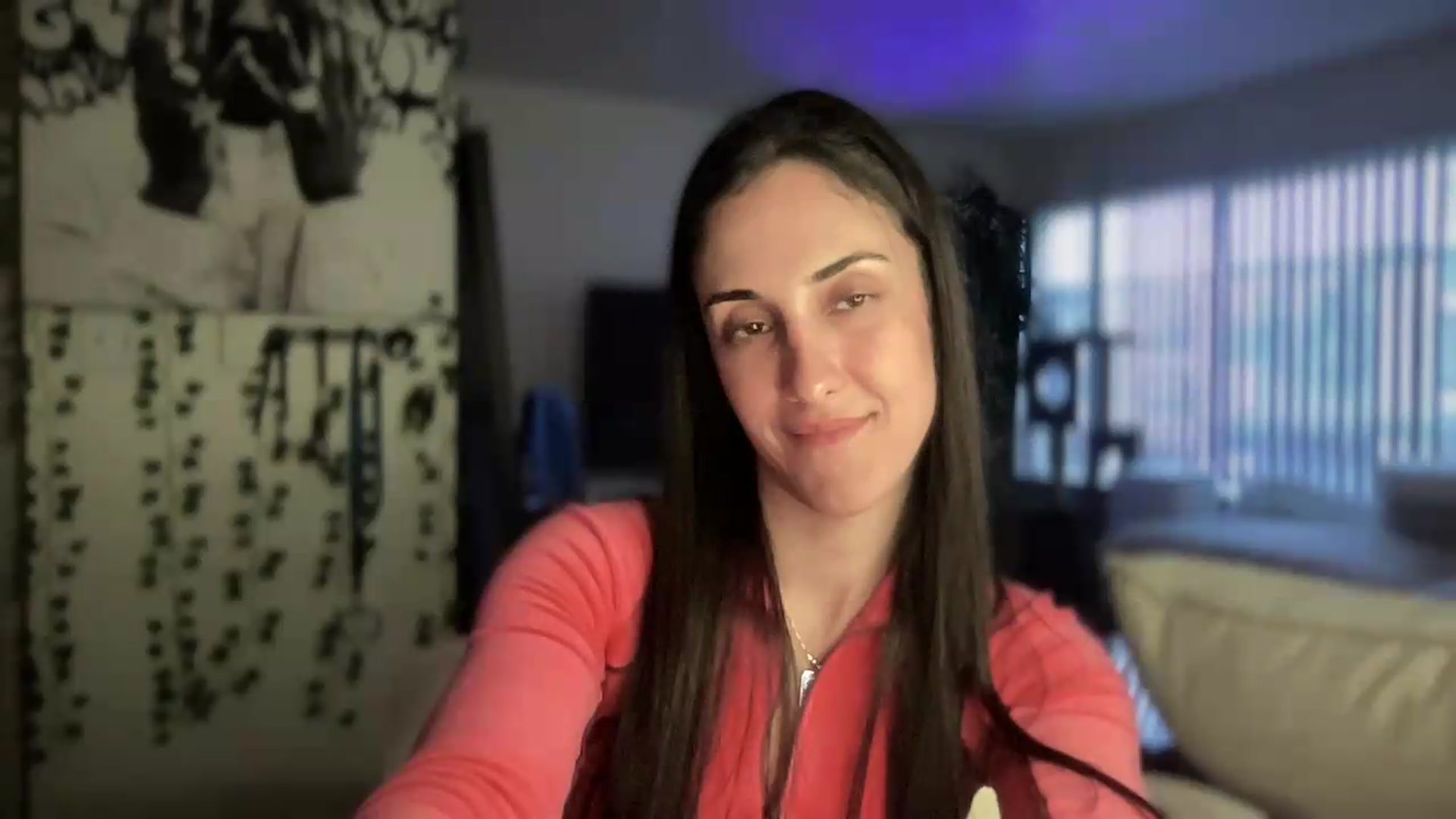 Gallery image thumbnail from LittlePersian's myfreecams stream on, 06/07/2026, 13:36 image 16 of 20