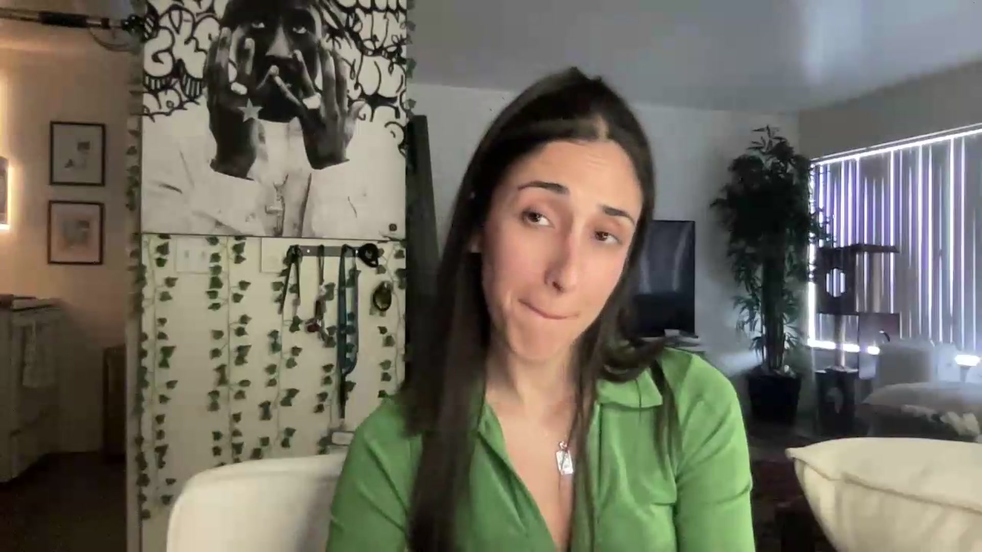 Gallery image thumbnail from LittlePersian's myfreecams stream on, 06/07/2026, 16:23 image 14 of 20