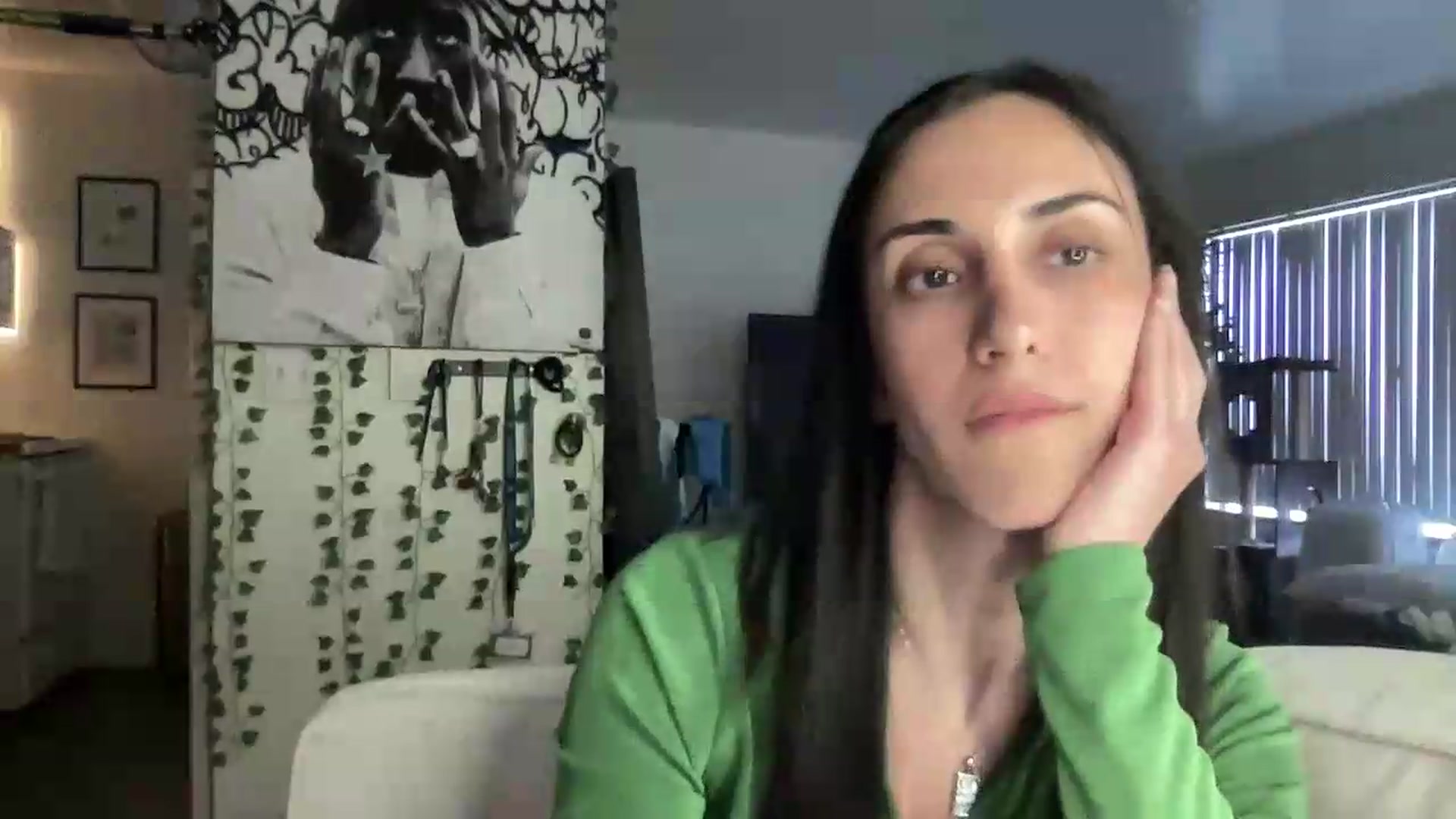 Gallery image thumbnail from LittlePersian's myfreecams stream on, 06/07/2026, 16:23 image 3 of 20
