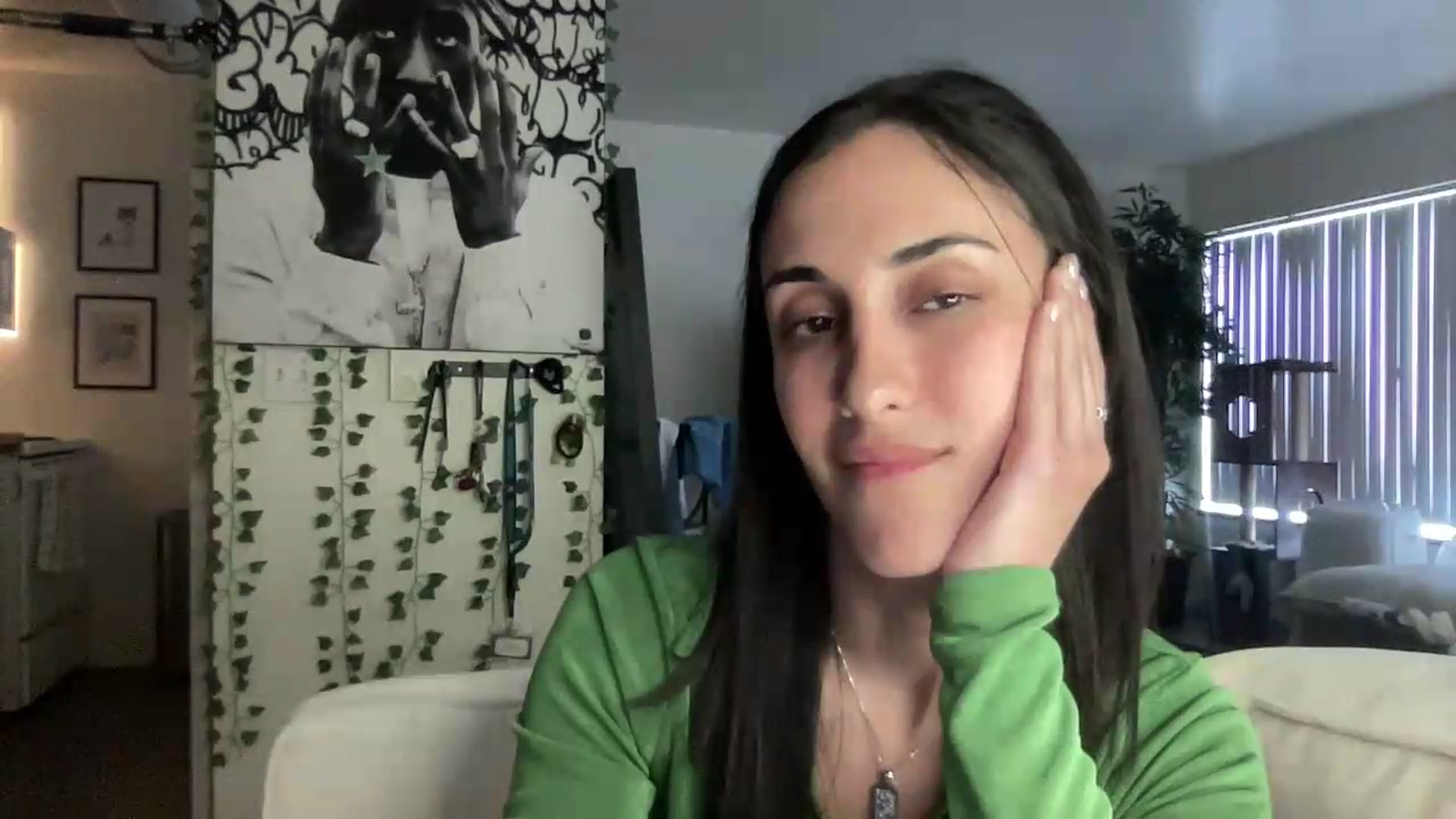Gallery image thumbnail from LittlePersian's myfreecams stream on, 06/07/2026, 16:23 image 8 of 20