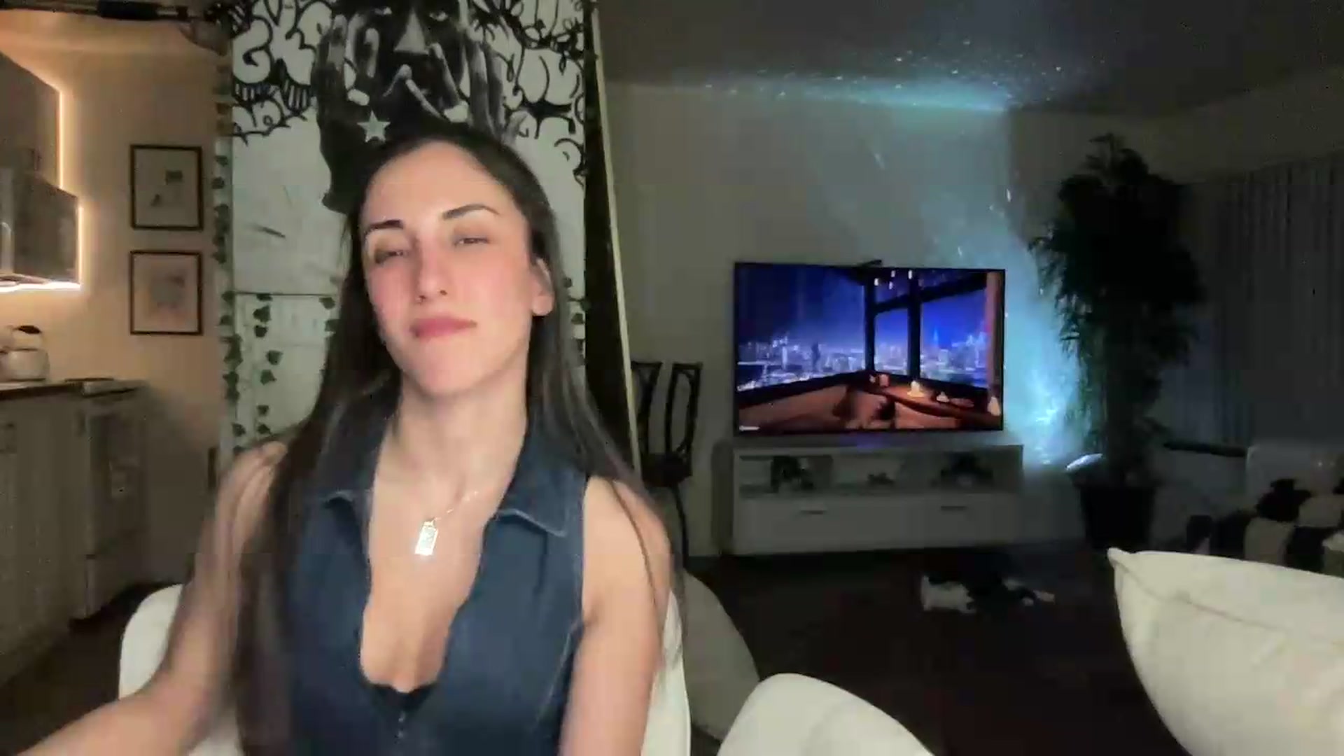Gallery image thumbnail from LittlePersian's myfreecams stream on, 06/14/2026, 09:28 image 3 of 20