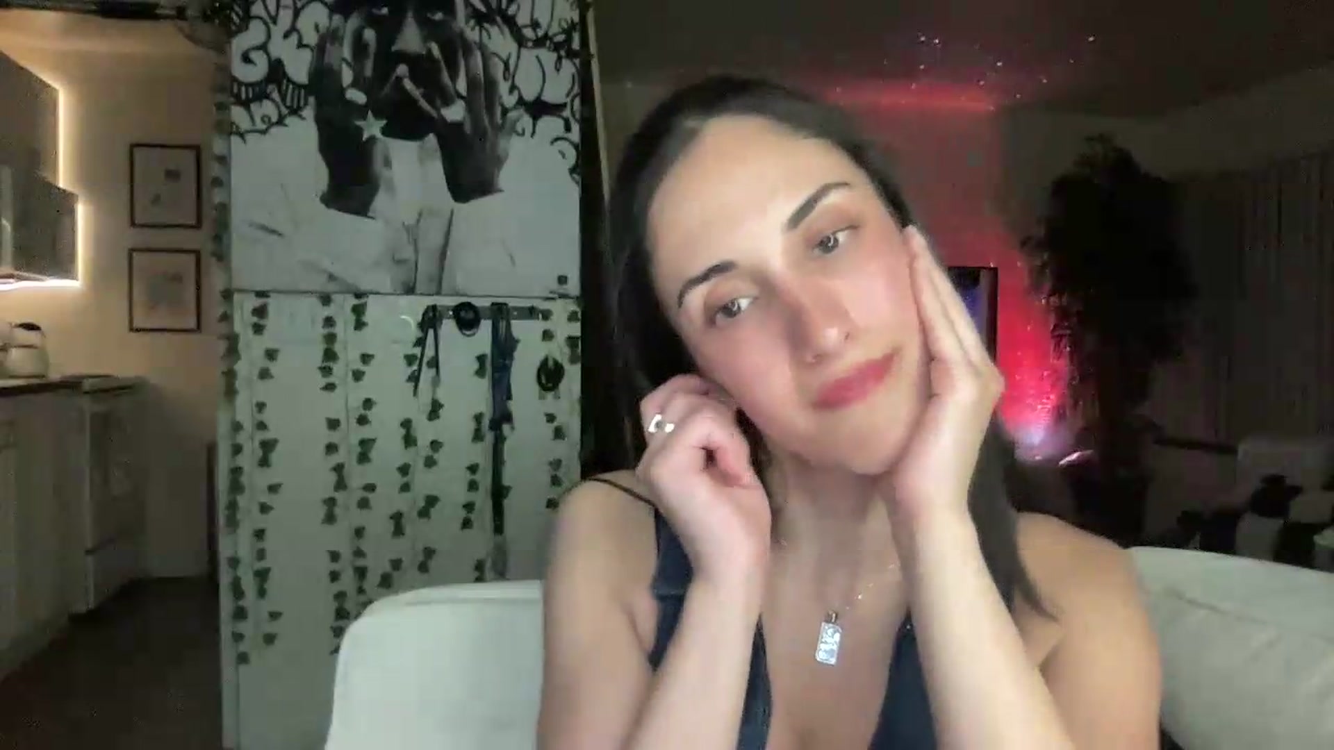 Gallery image thumbnail from LittlePersian's myfreecams stream on, 06/14/2026, 09:28 image 4 of 20