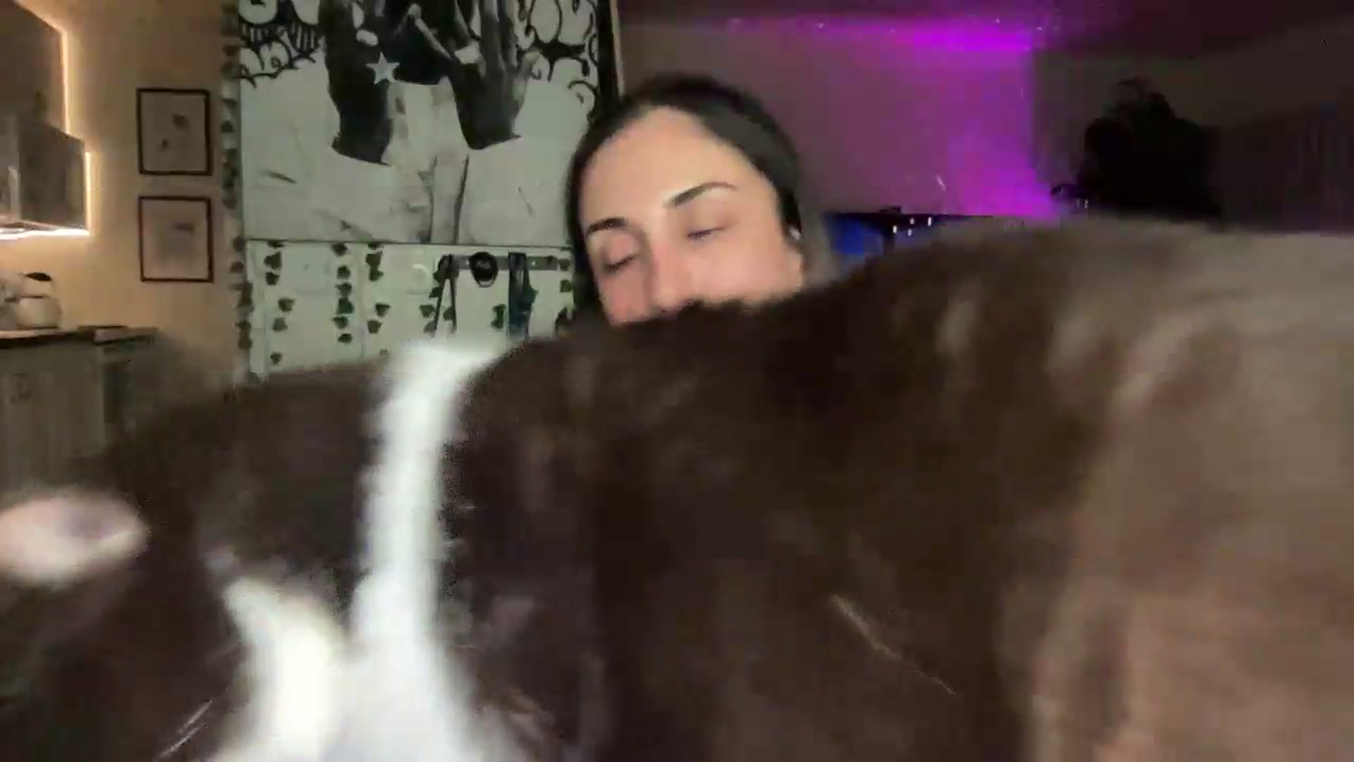 Gallery image thumbnail from LittlePersian's myfreecams stream on, 06/14/2026, 09:28 image 13 of 20