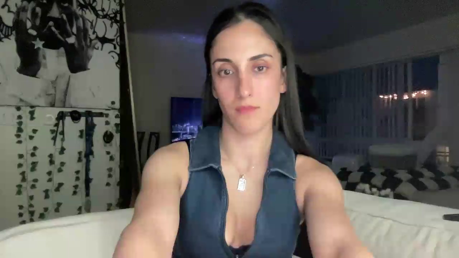 Gallery image thumbnail from LittlePersian's myfreecams stream on, 06/14/2026, 11:24 image 18 of 20