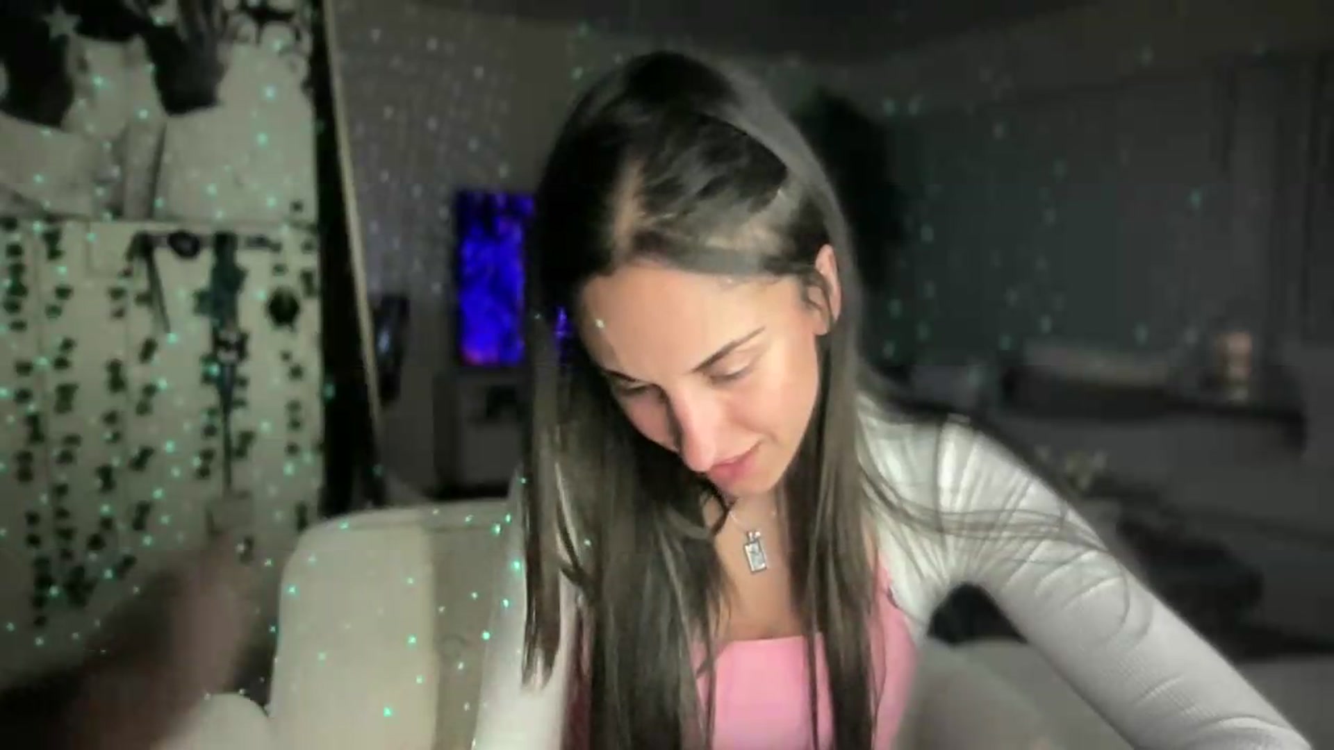 Gallery image thumbnail from LittlePersian's myfreecams stream on, 07/12/2026, 09:36 image 9 of 20