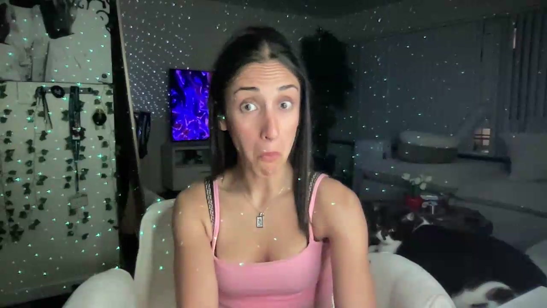 Gallery image thumbnail from LittlePersian's myfreecams stream on, 07/12/2026, 10:50 image 20 of 20