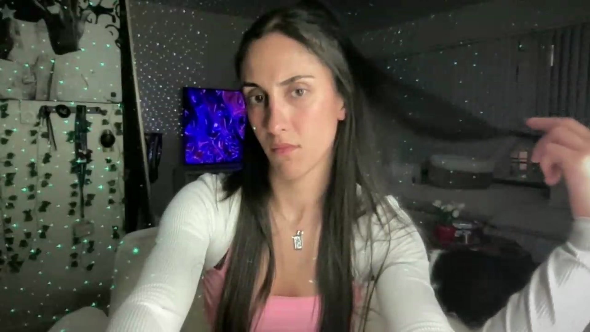 Gallery image thumbnail from LittlePersian's myfreecams stream on, 07/12/2026, 10:50 image 8 of 20