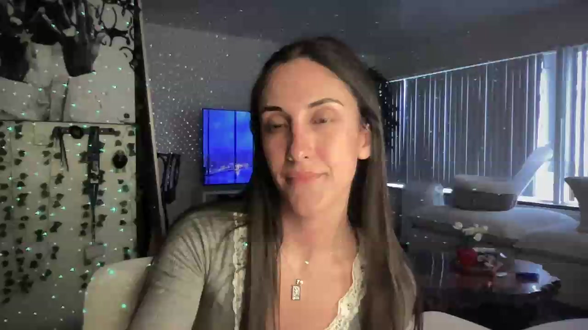Gallery image thumbnail from LittlePersian's myfreecams stream on, 07/12/2026, 13:30 image 6 of 20