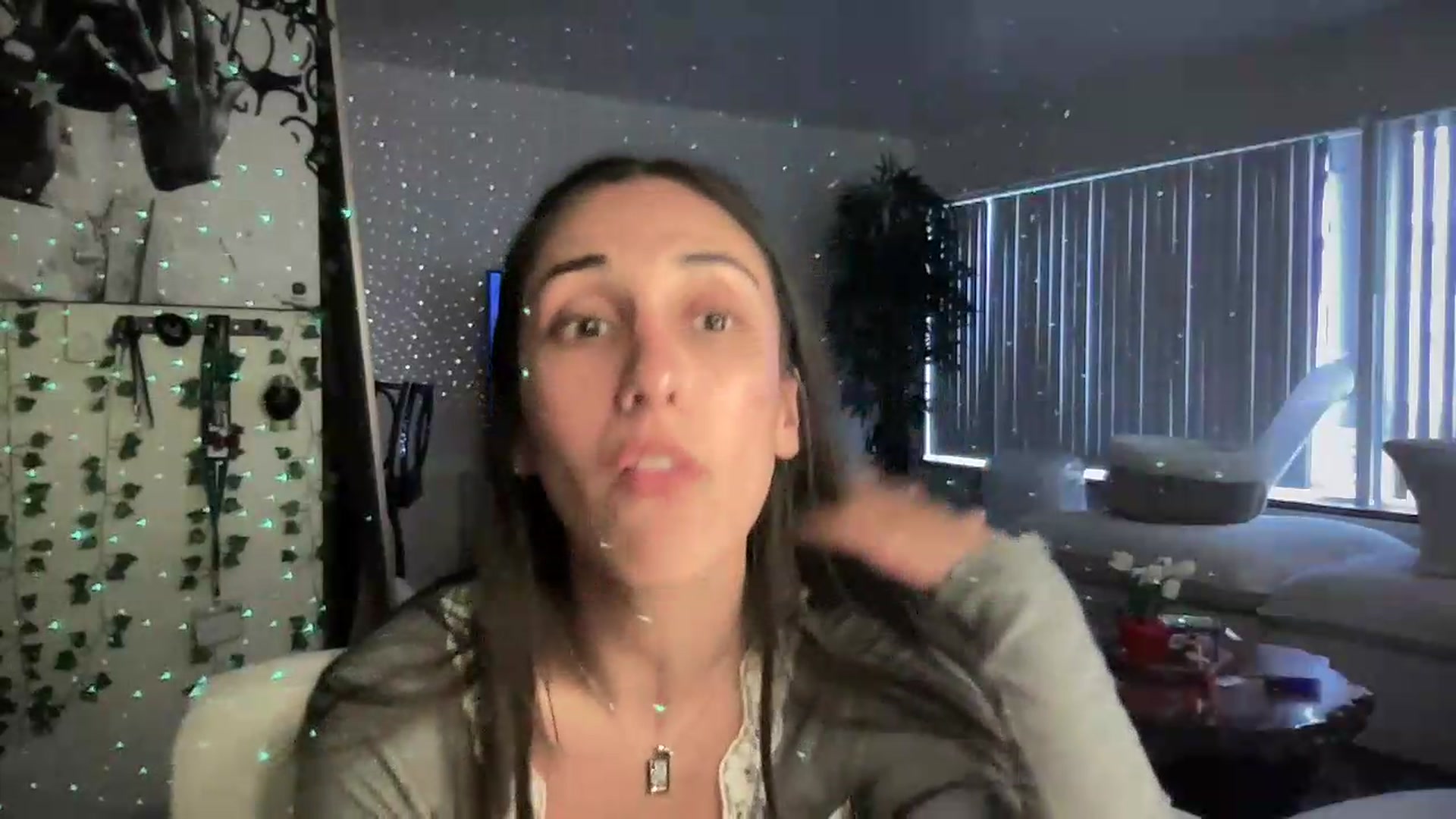 Gallery image thumbnail from LittlePersian's myfreecams stream on, 07/12/2026, 13:30 image 2 of 20