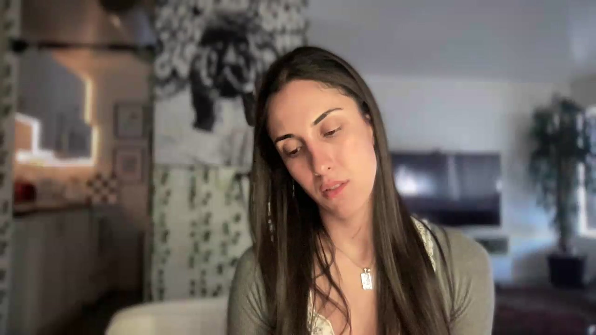 Gallery image thumbnail from LittlePersian's myfreecams stream on, 07/12/2026, 18:01 image 2 of 20
