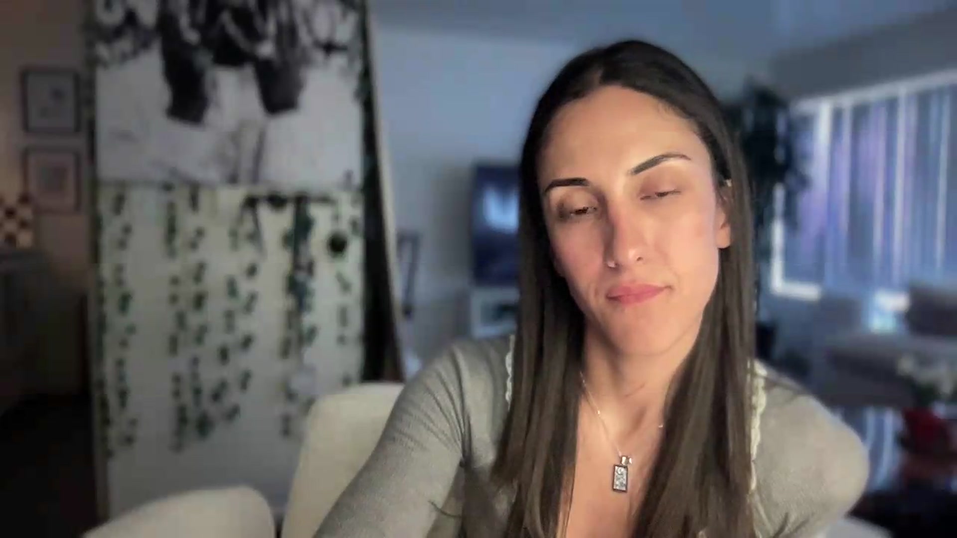 Gallery image thumbnail from LittlePersian's myfreecams stream on, 07/12/2026, 18:01 image 10 of 20