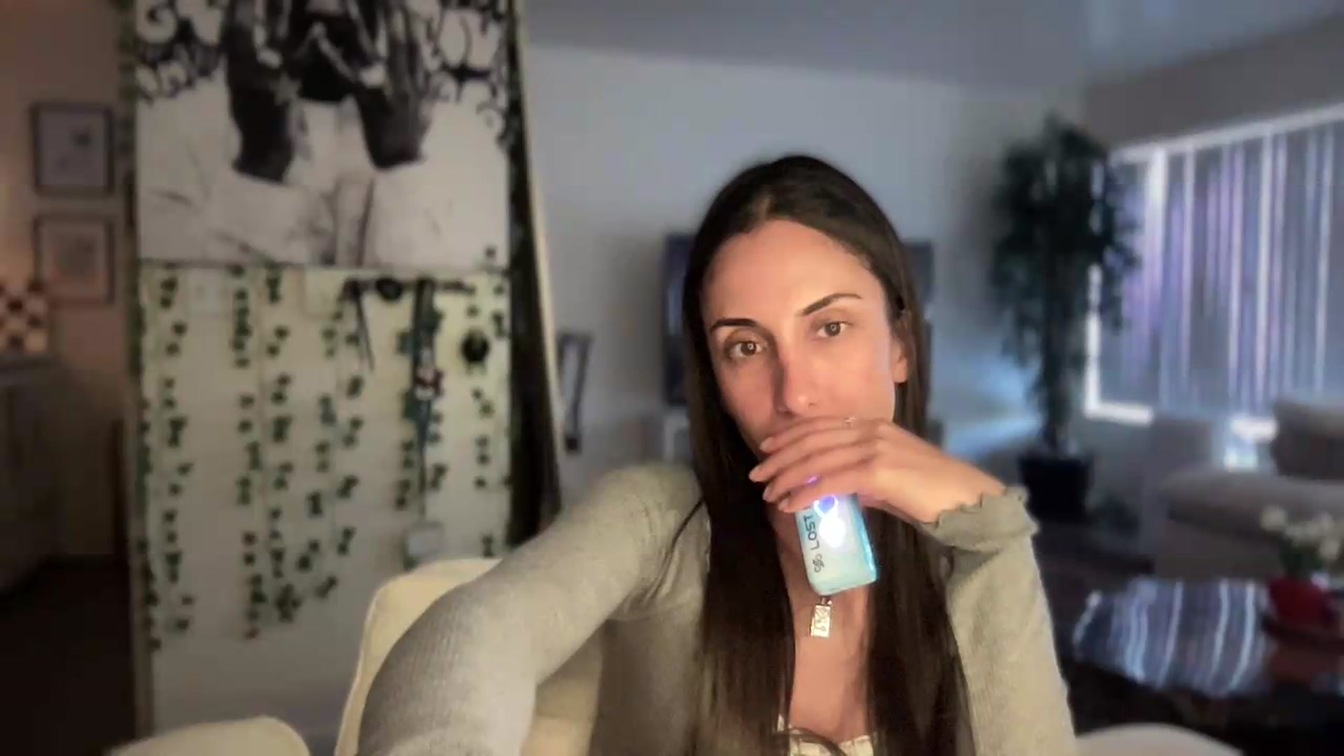 Gallery image thumbnail from LittlePersian's myfreecams stream on, 07/12/2026, 18:01 image 11 of 20