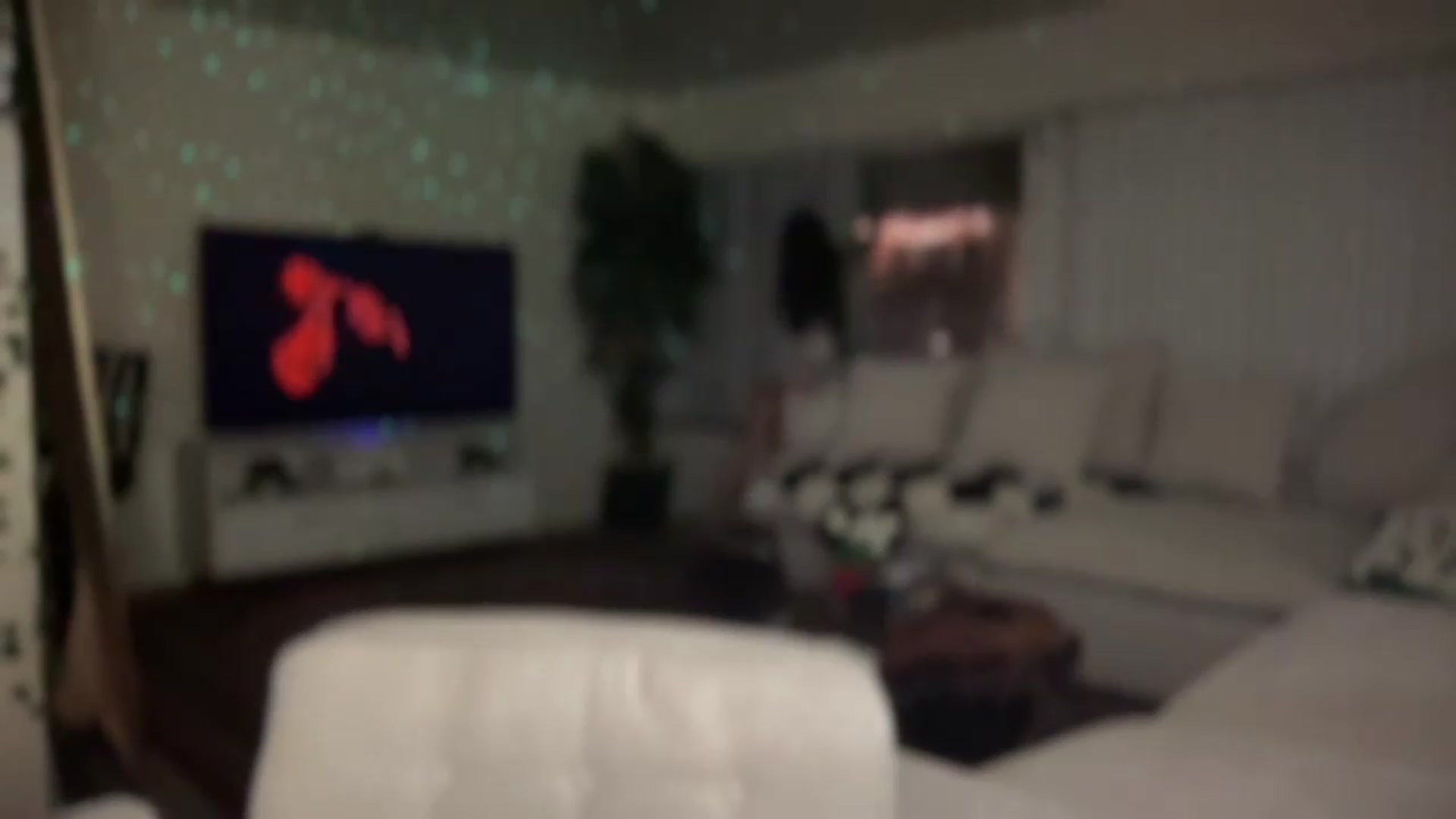 Gallery image thumbnail from LittlePersian's myfreecams stream on, 07/19/2026, 08:28 image 5 of 20