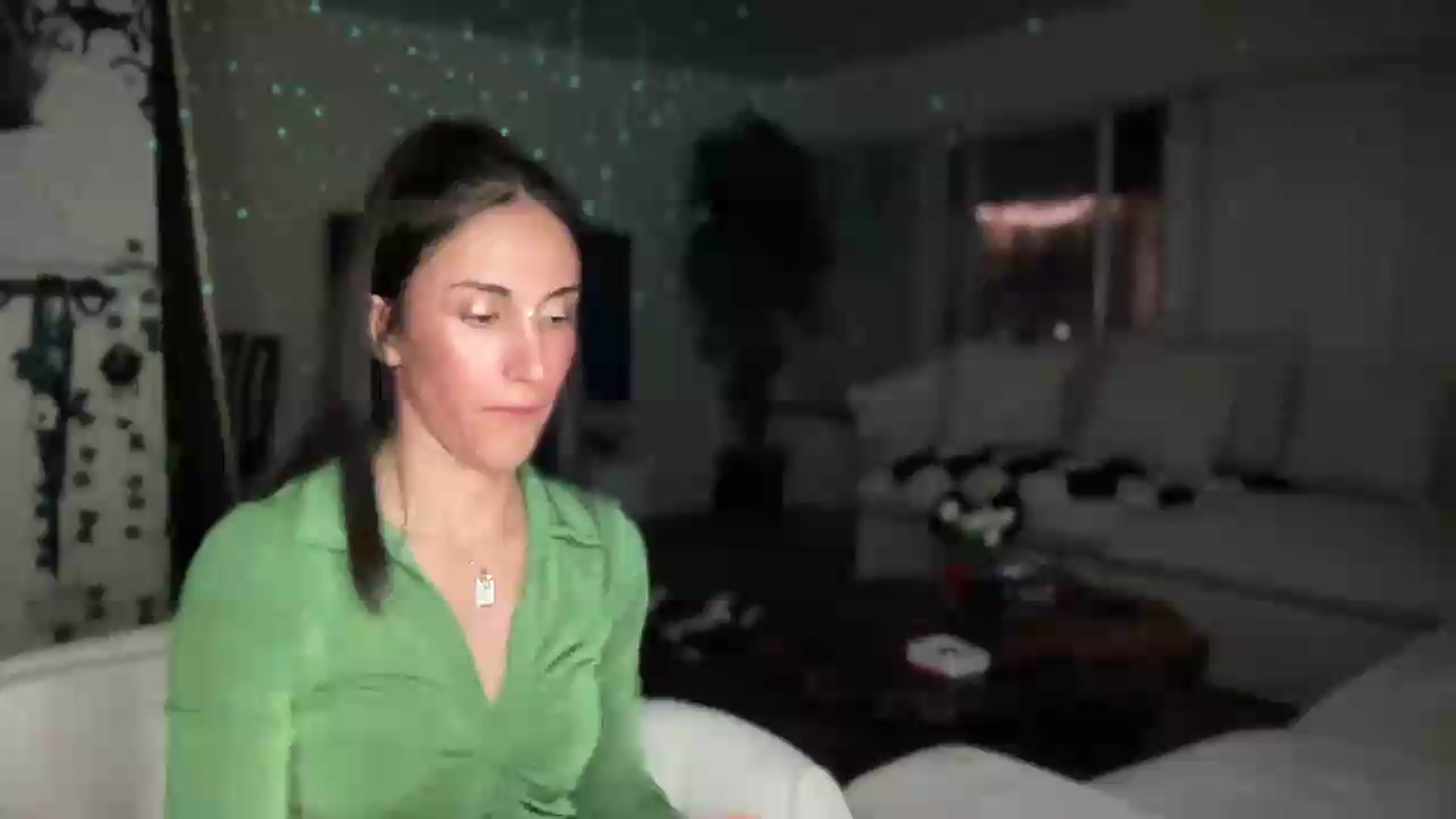 Gallery image thumbnail from LittlePersian's myfreecams stream on, 07/19/2026, 08:28 image 11 of 20