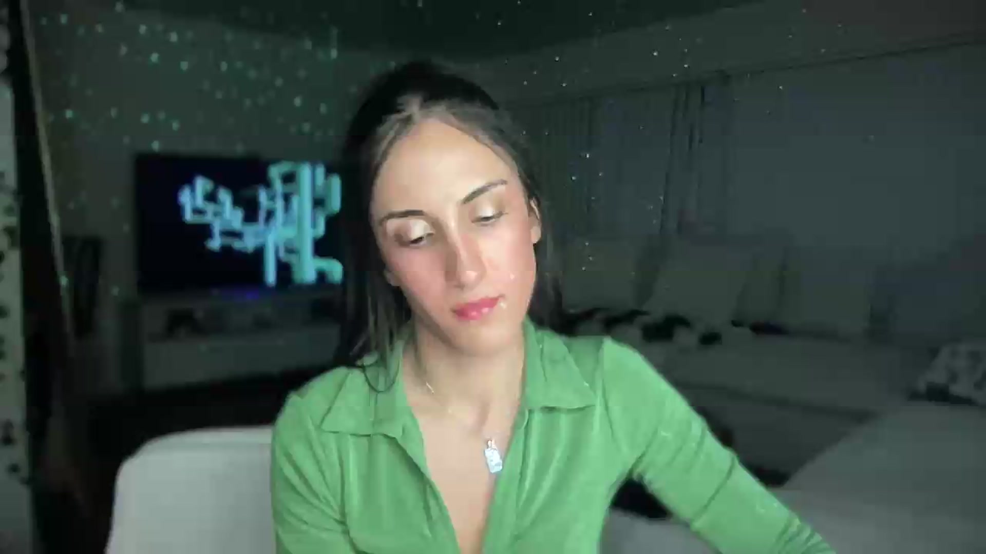 Gallery image thumbnail from LittlePersian's myfreecams stream on, 07/19/2026, 08:28 image 1 of 20