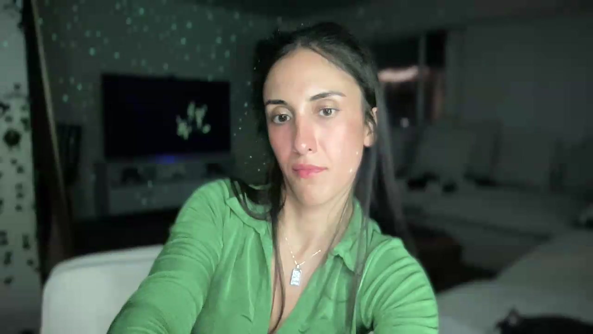 Gallery image thumbnail from LittlePersian's myfreecams stream on, 07/19/2026, 08:28 image 16 of 20