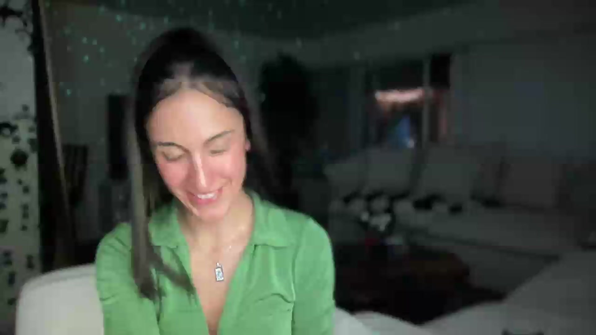 Gallery image thumbnail from LittlePersian's myfreecams stream on, 07/19/2026, 08:28 image 19 of 20