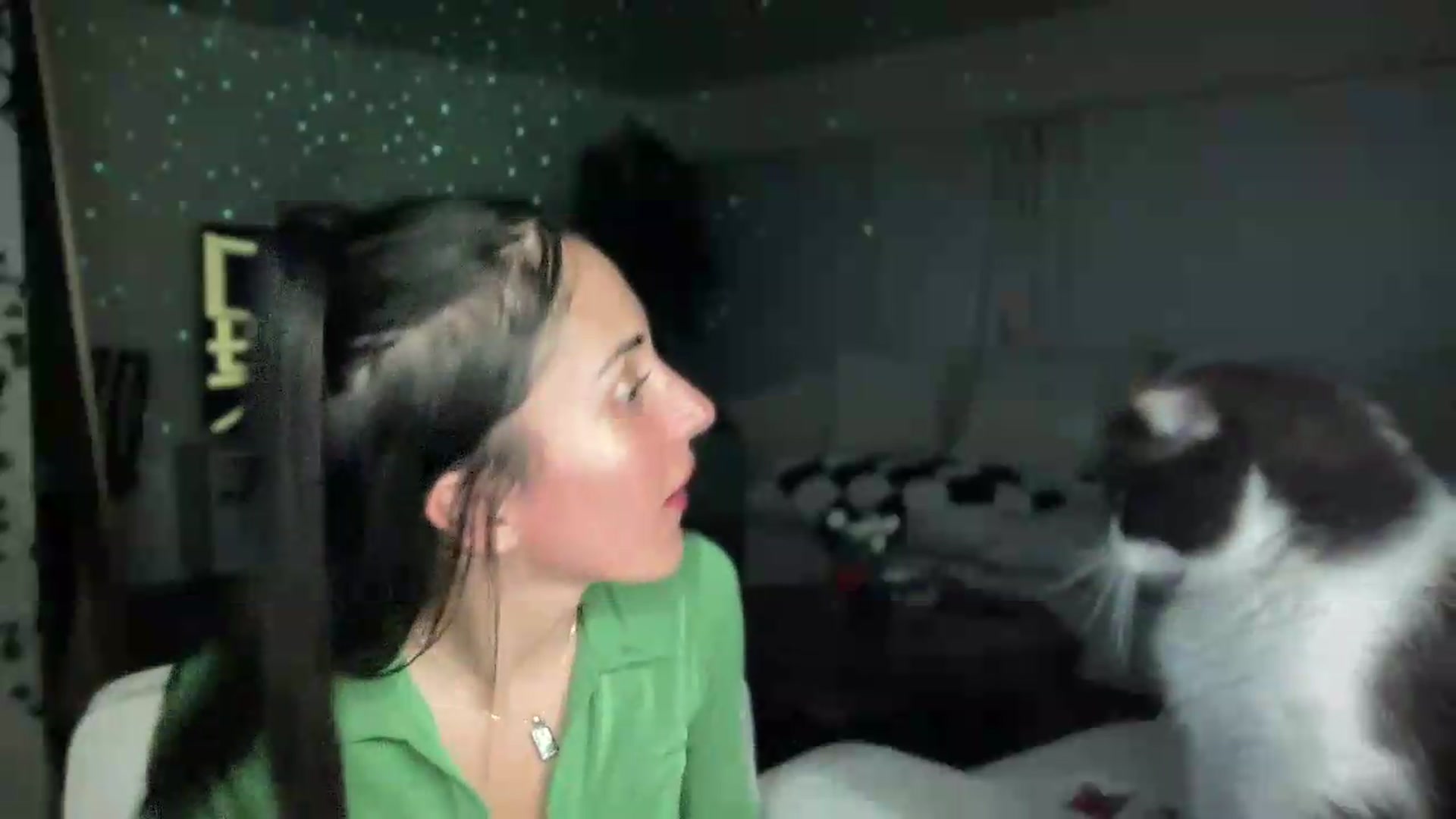 Gallery image thumbnail from LittlePersian's myfreecams stream on, 07/19/2026, 08:28 image 2 of 20
