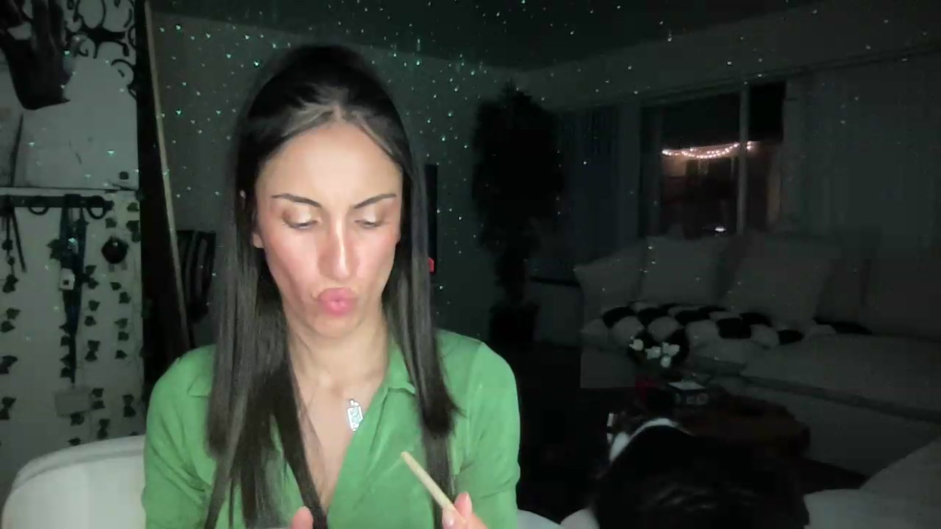 Gallery image thumbnail from LittlePersian's myfreecams stream on, 07/19/2026, 09:39 image 12 of 20