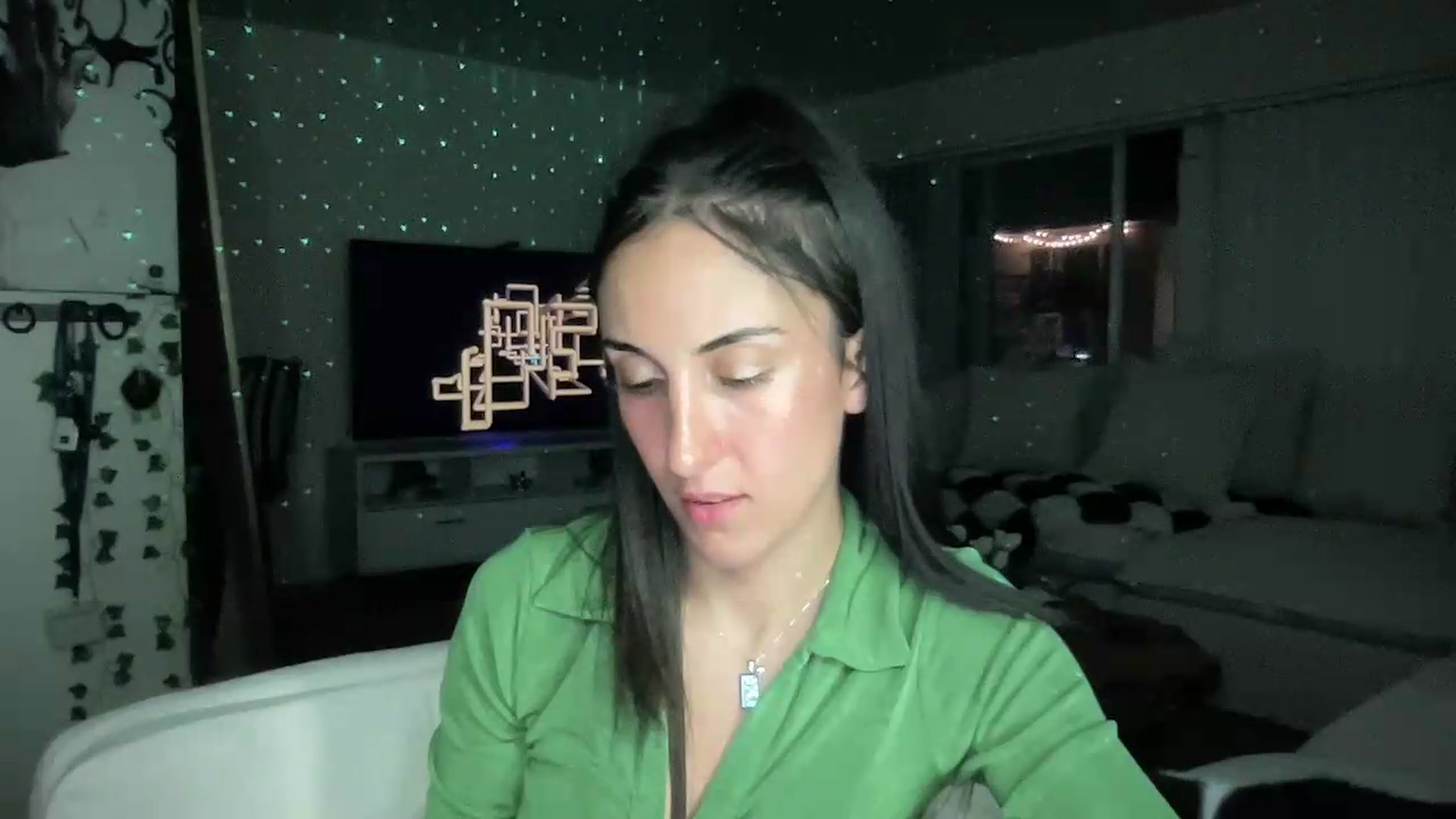 Gallery image thumbnail from LittlePersian's myfreecams stream on, 07/19/2026, 09:39 image 9 of 20