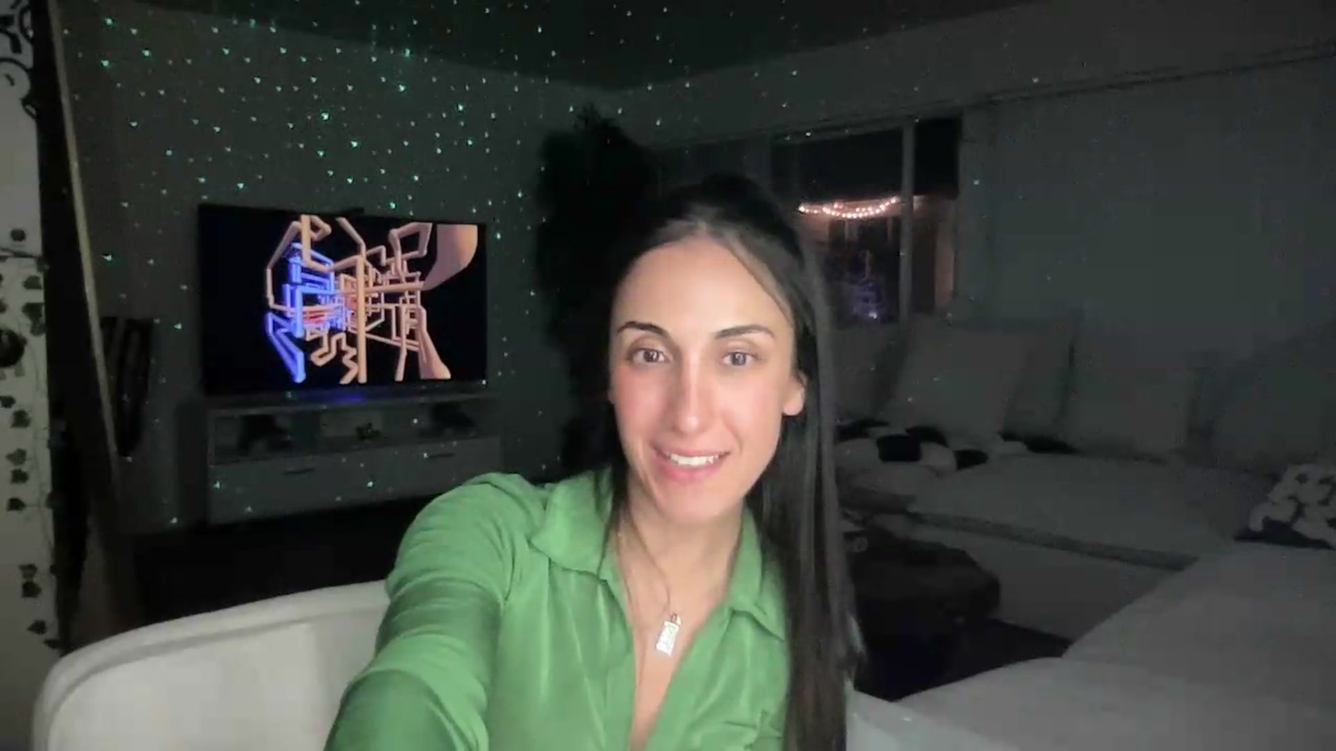 Gallery image thumbnail from LittlePersian's myfreecams stream on, 07/19/2026, 10:31 image 12 of 20