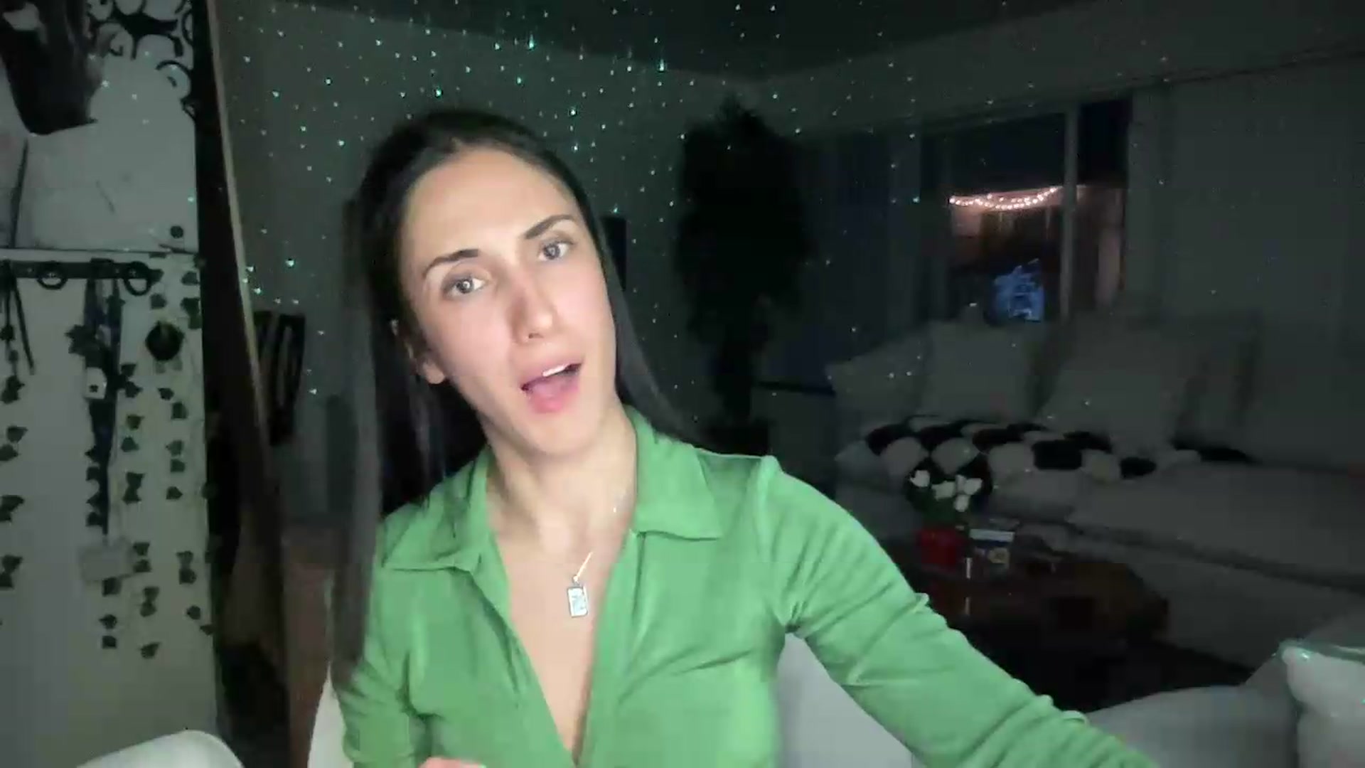 Gallery image thumbnail from LittlePersian's myfreecams stream on, 07/19/2026, 11:36 image 14 of 20