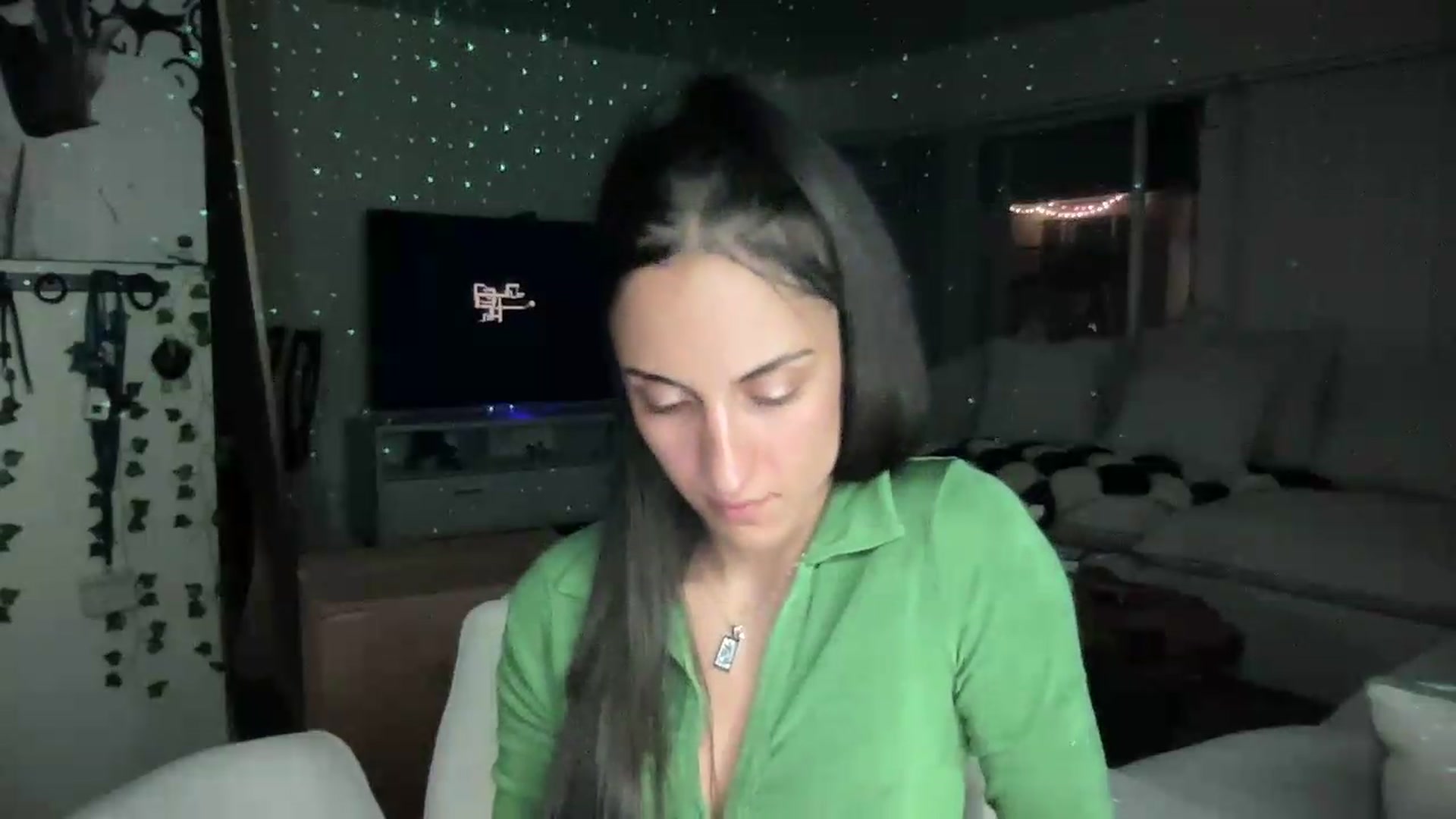Gallery image thumbnail from LittlePersian's myfreecams stream on, 07/19/2026, 11:36 image 9 of 20