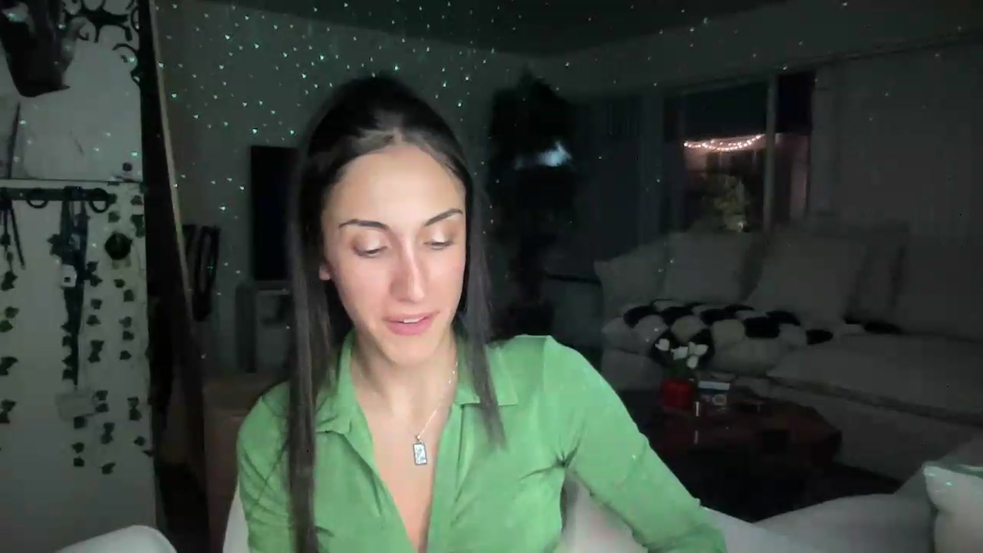 Gallery image thumbnail from LittlePersian's myfreecams stream on, 07/19/2026, 11:36 image 15 of 20