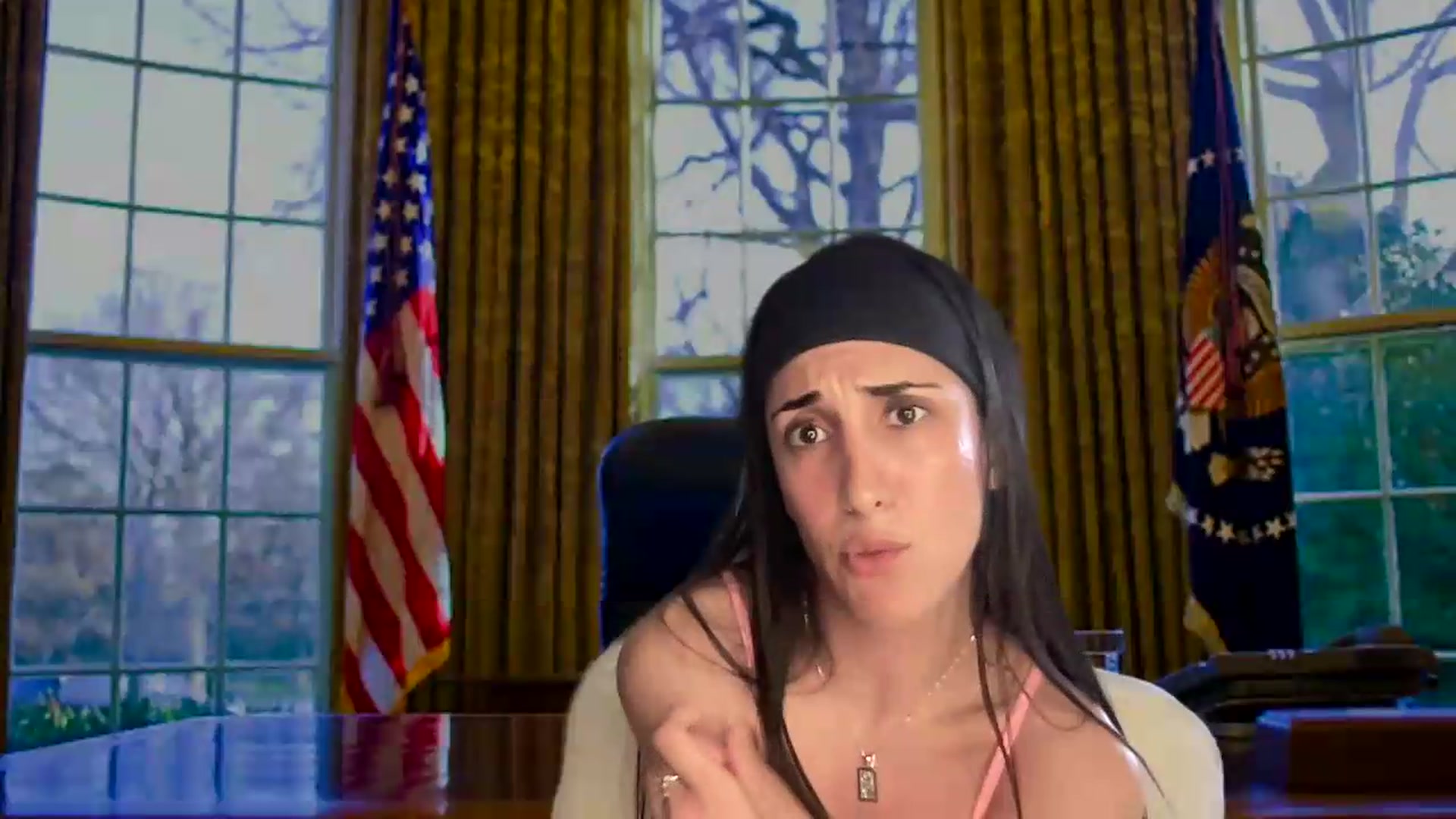 Gallery image thumbnail from LittlePersian's myfreecams stream on, 07/19/2026, 18:50 image 10 of 20
