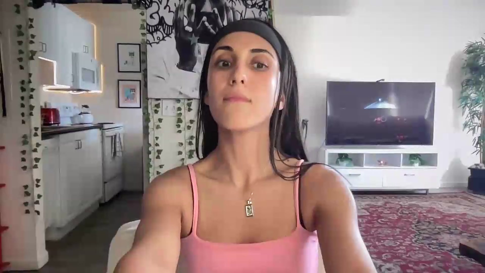 Gallery image thumbnail from LittlePersian's myfreecams stream on, 07/19/2026, 21:14 image 20 of 20