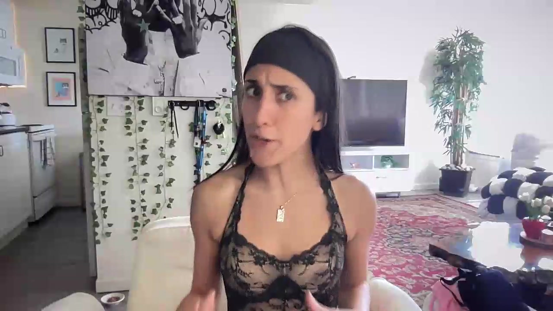 Gallery image thumbnail from LittlePersian's myfreecams stream on, 07/19/2026, 22:41 image 7 of 20