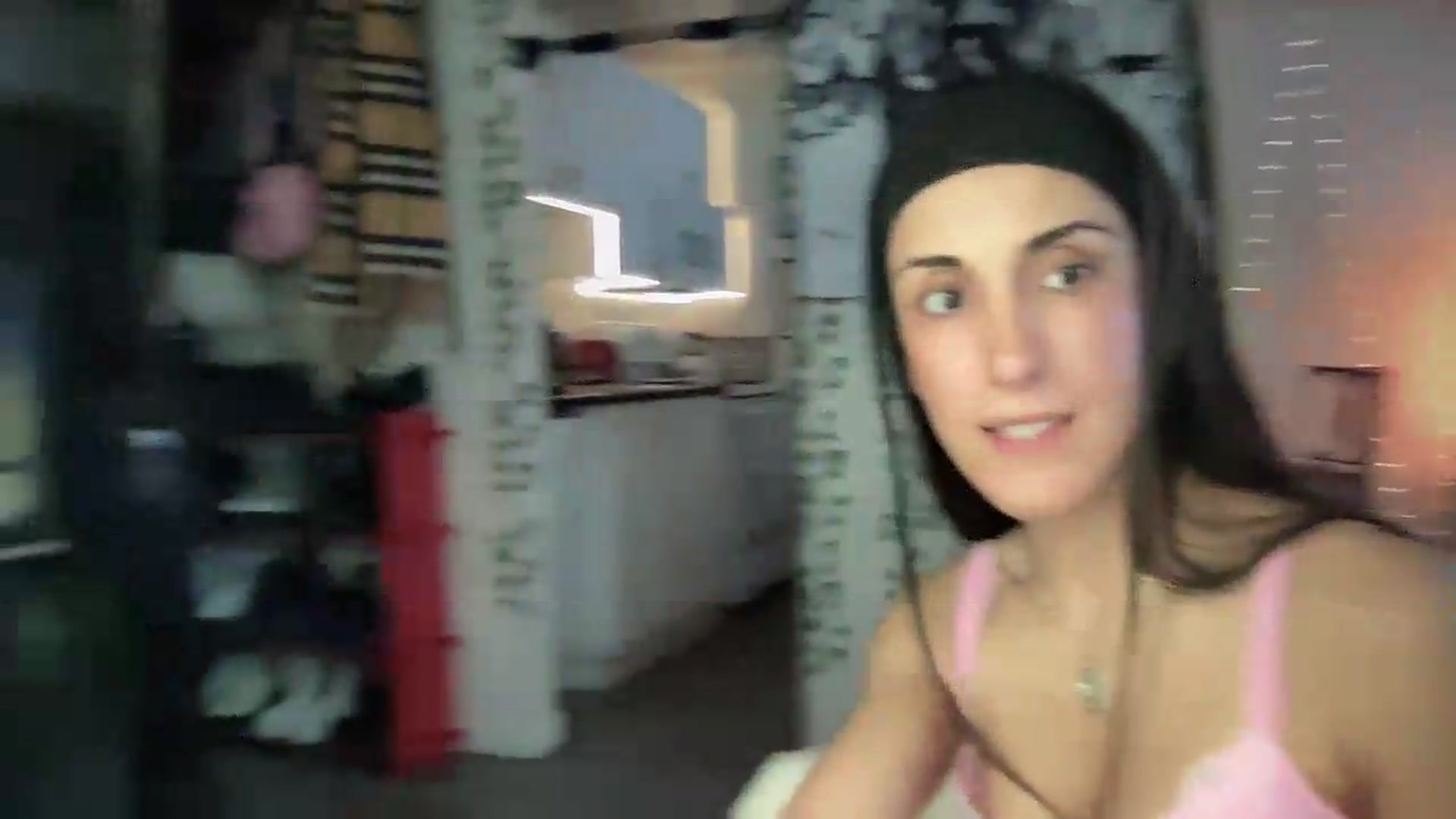 Gallery image thumbnail from LittlePersian's myfreecams stream on, 07/26/2026, 19:08 image 17 of 20