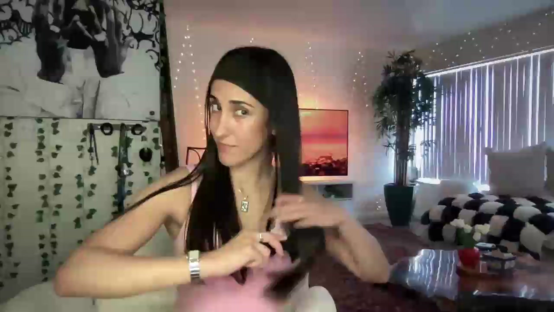 Gallery image thumbnail from LittlePersian's myfreecams stream on, 07/26/2026, 23:34 image 2 of 20