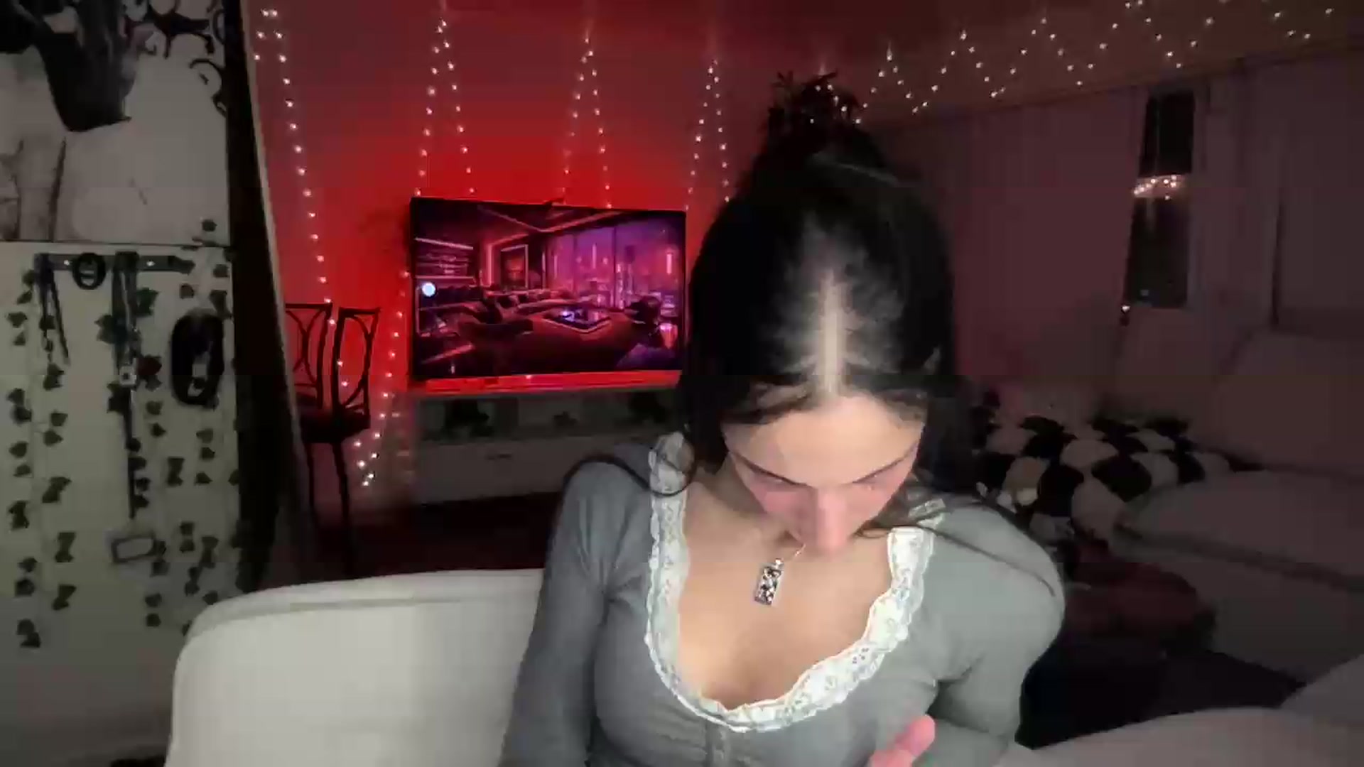 Gallery image thumbnail from LittlePersian's myfreecams stream on, 08/01/2026, 07:45 image 13 of 20