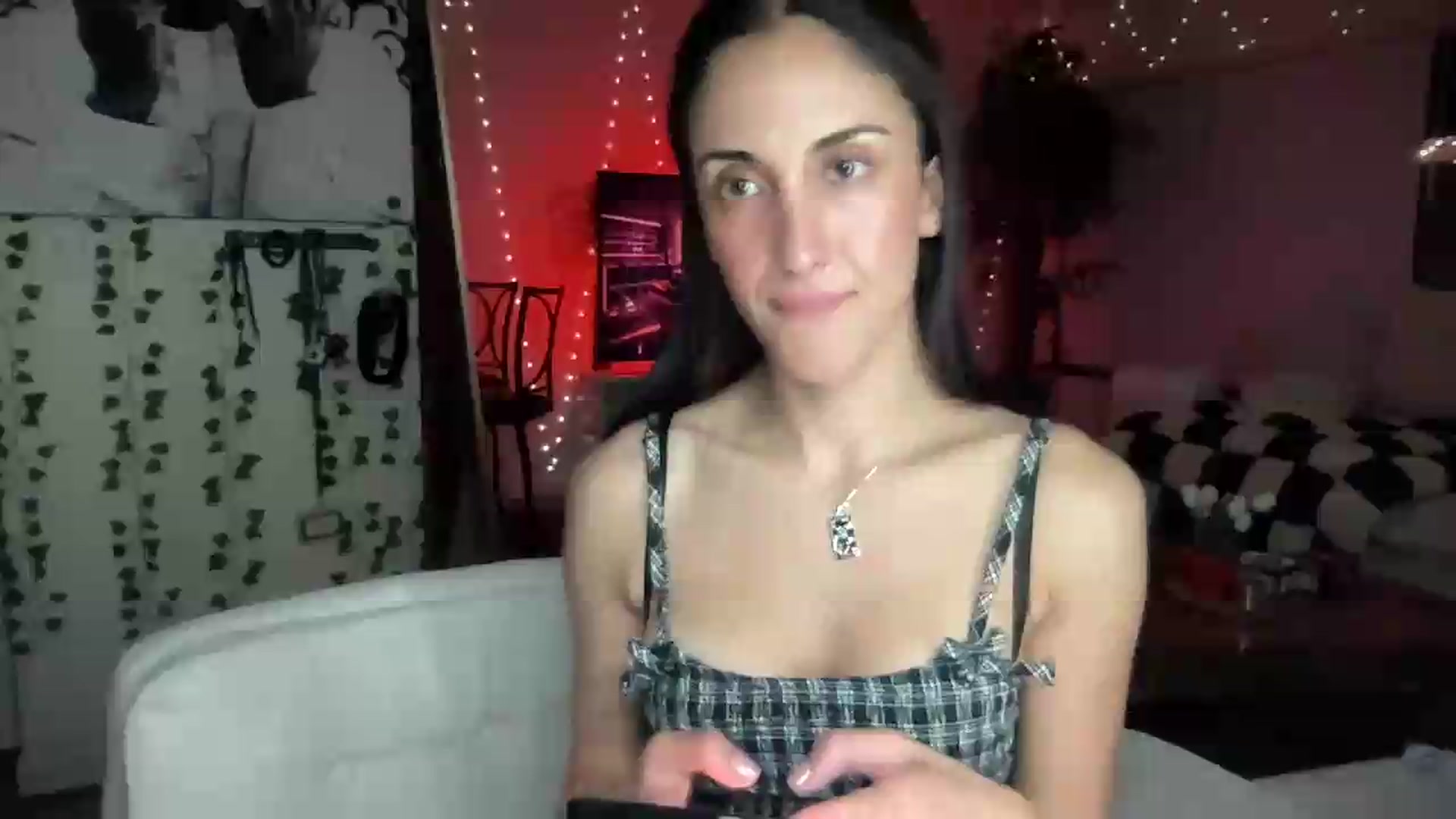 Gallery image thumbnail from LittlePersian's myfreecams stream on, 08/01/2026, 10:04 image 1 of 20