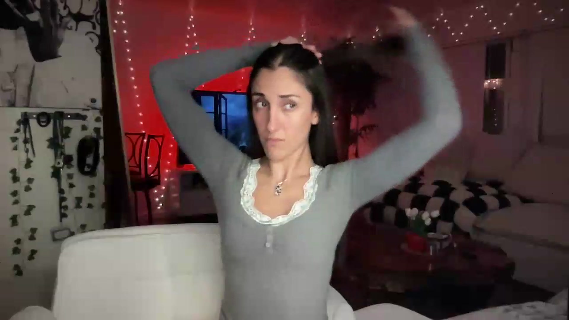 Gallery image thumbnail from LittlePersian's myfreecams stream on, 08/01/2026, 11:50 image 6 of 20