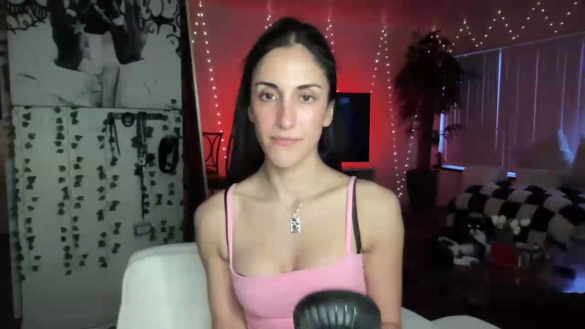 Gallery image thumbnail from LittlePersian's myfreecams stream on, 08/01/2026, 13:07 image 5 of 20
