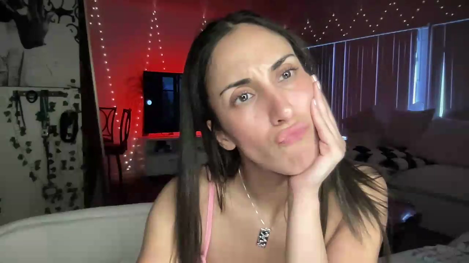 Gallery image thumbnail from LittlePersian's myfreecams stream on, 08/01/2026, 13:30 image 9 of 20