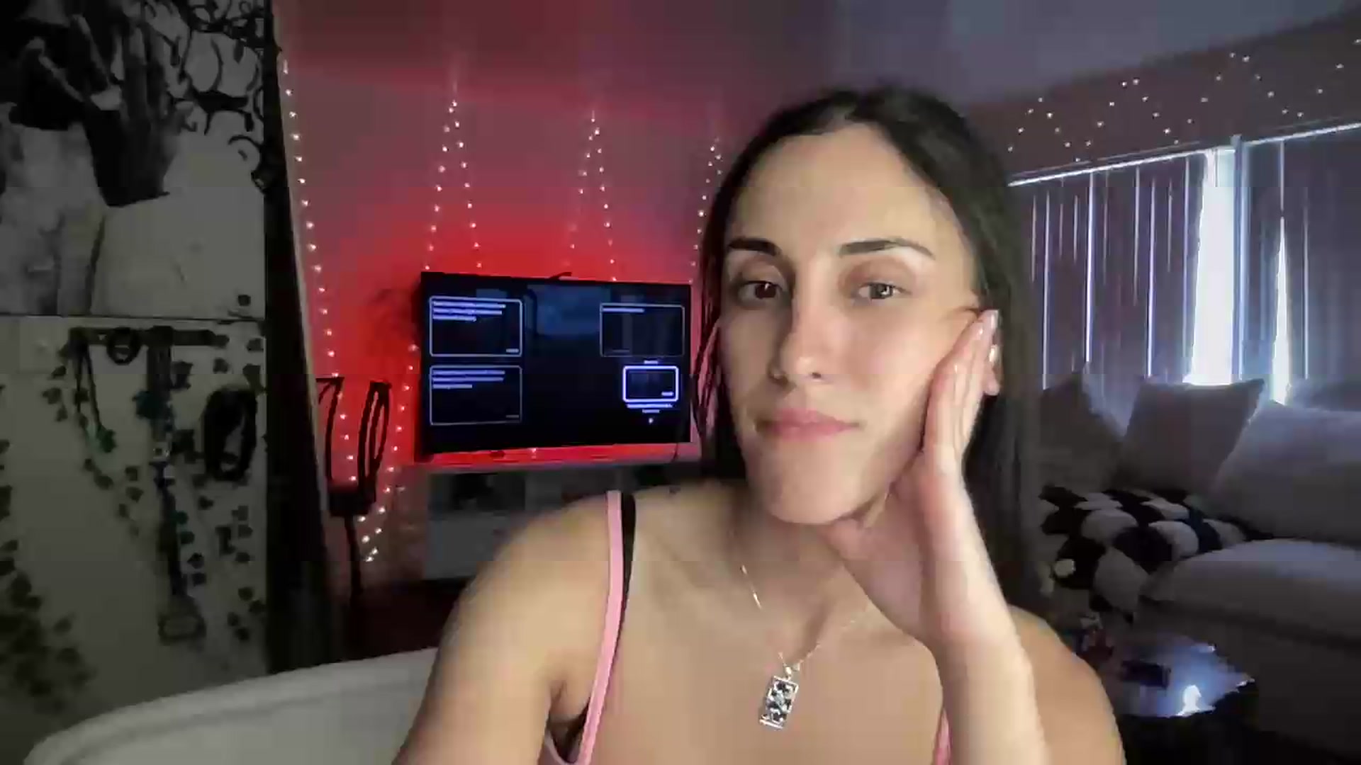 Gallery image thumbnail from LittlePersian's myfreecams stream on, 08/01/2026, 14:11 image 1 of 20